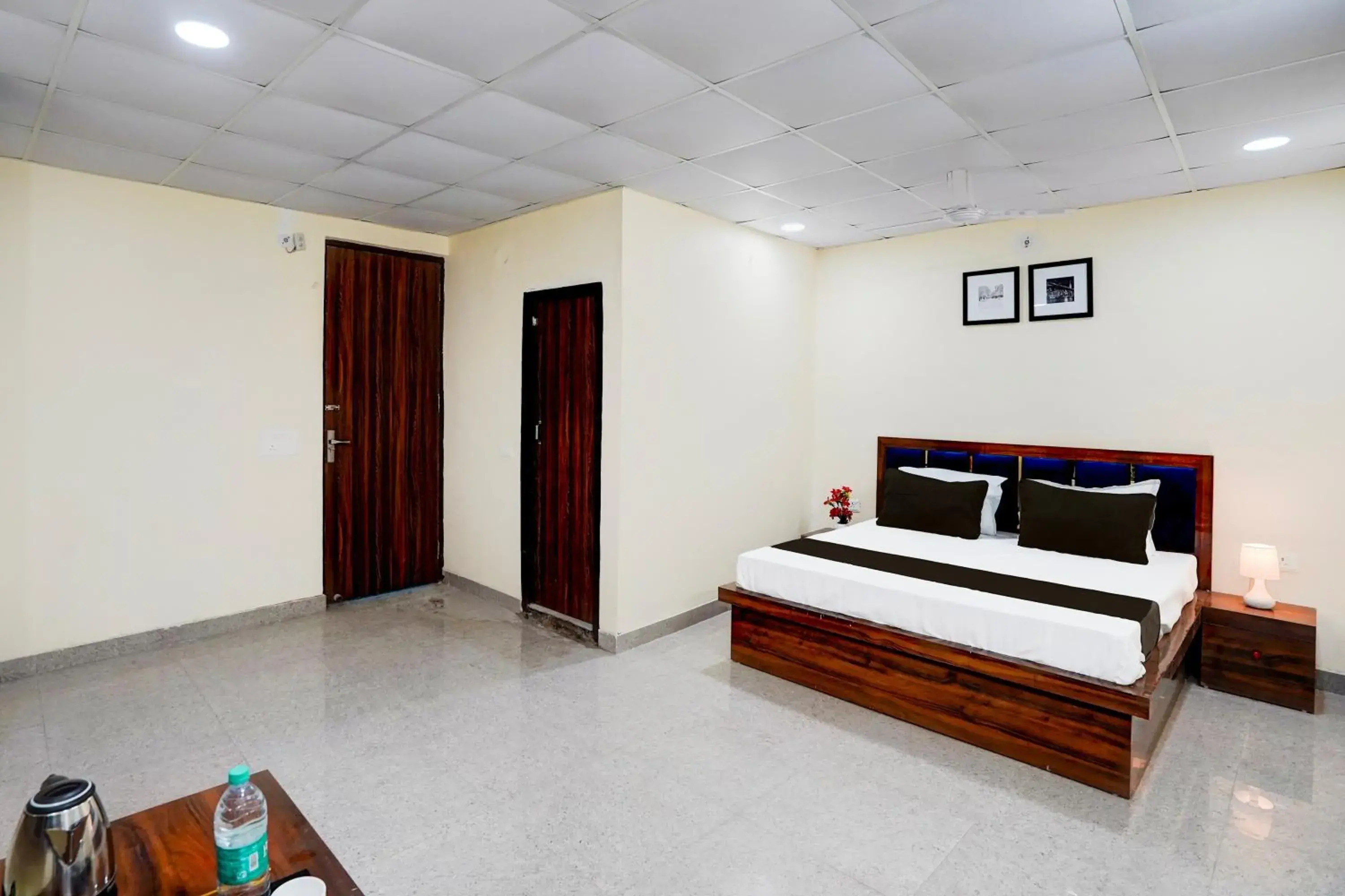 Classic Triple Room - single occupancy in Hotel O Crystal Inn Classic Triple Room - single occupancy in Hotel O Crystal Inn