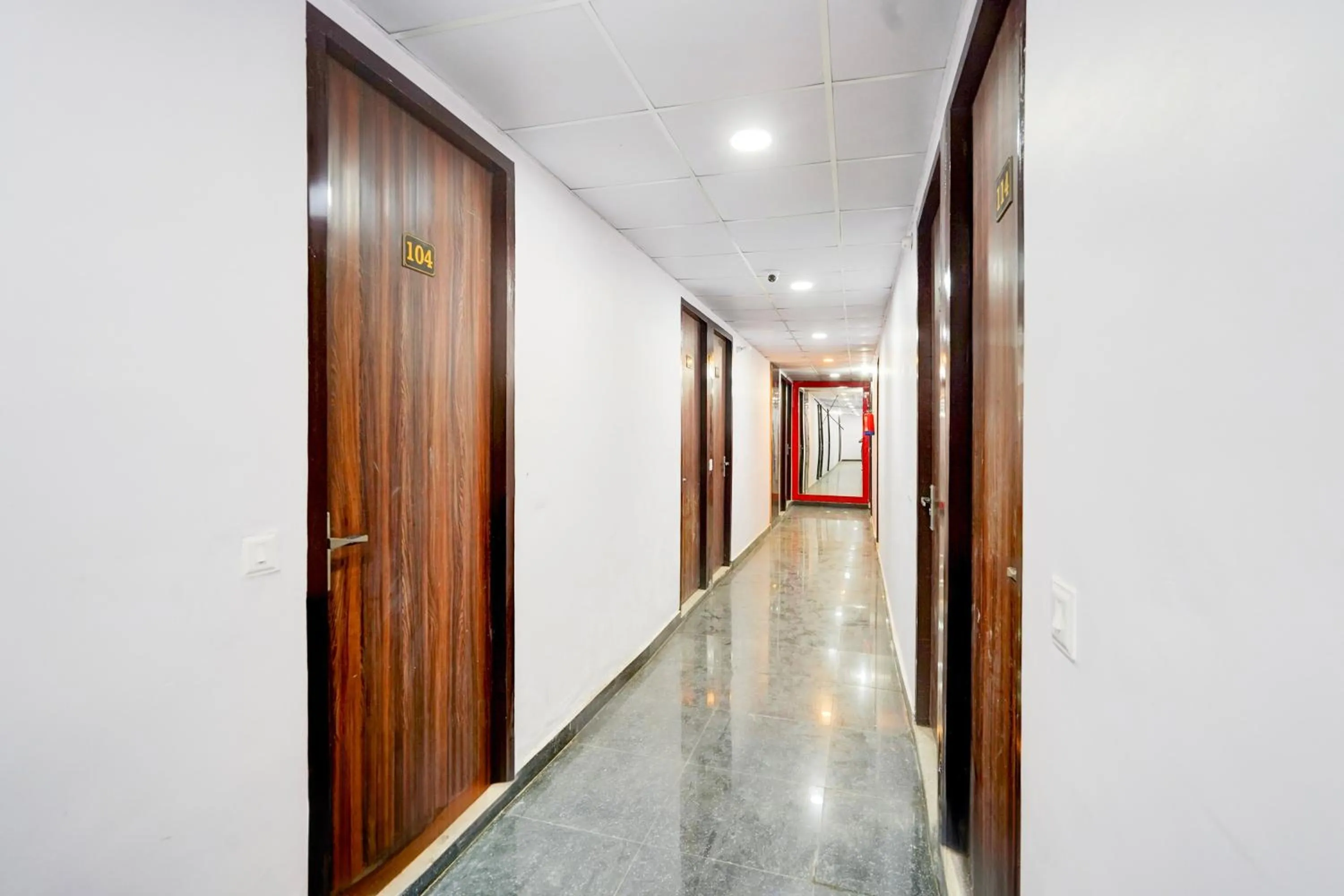 Lobby or reception in Hotel O Crystal Inn