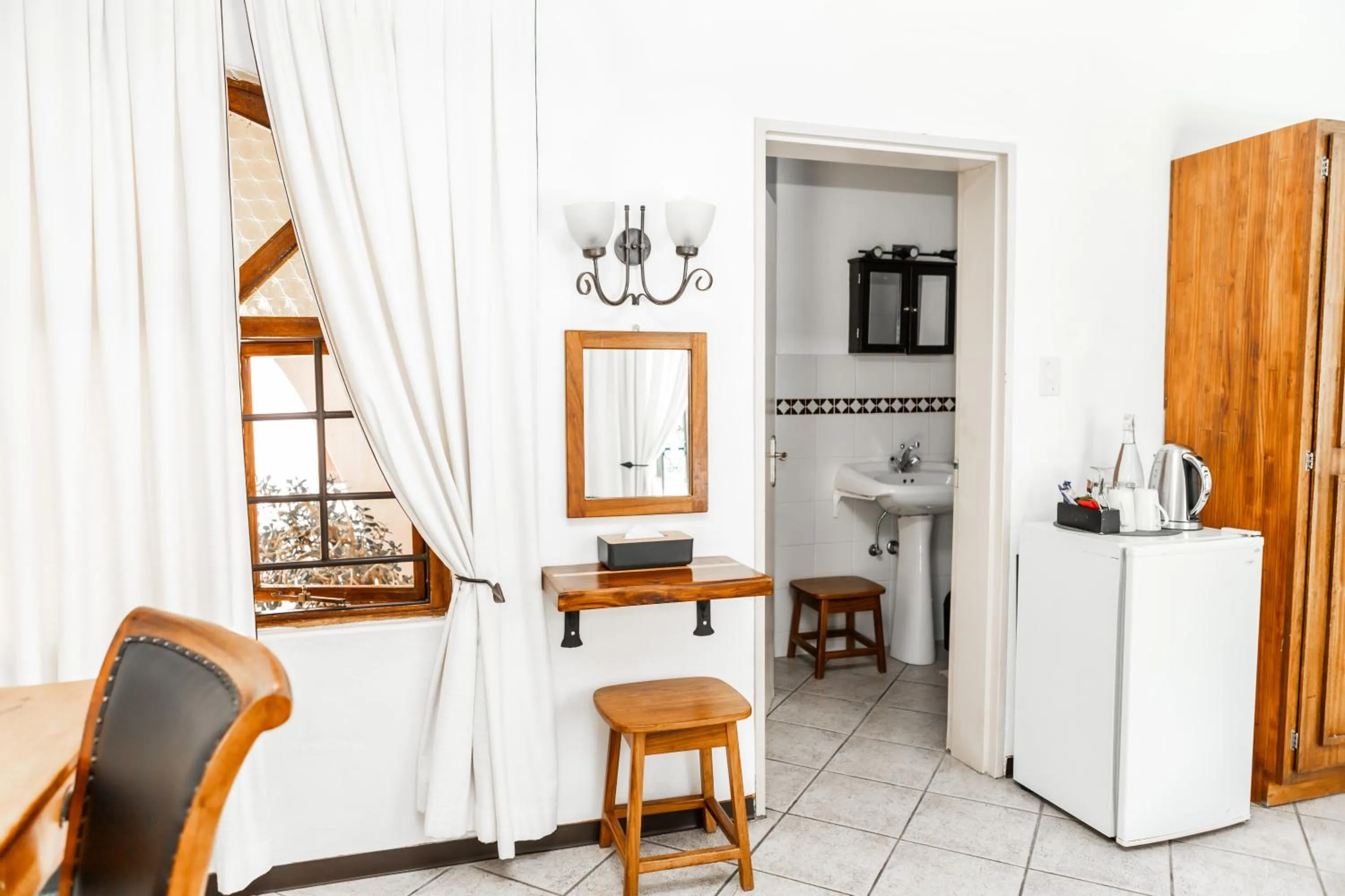 Coffee/tea facilities in Casa Blanca Boutique Hotel Pension