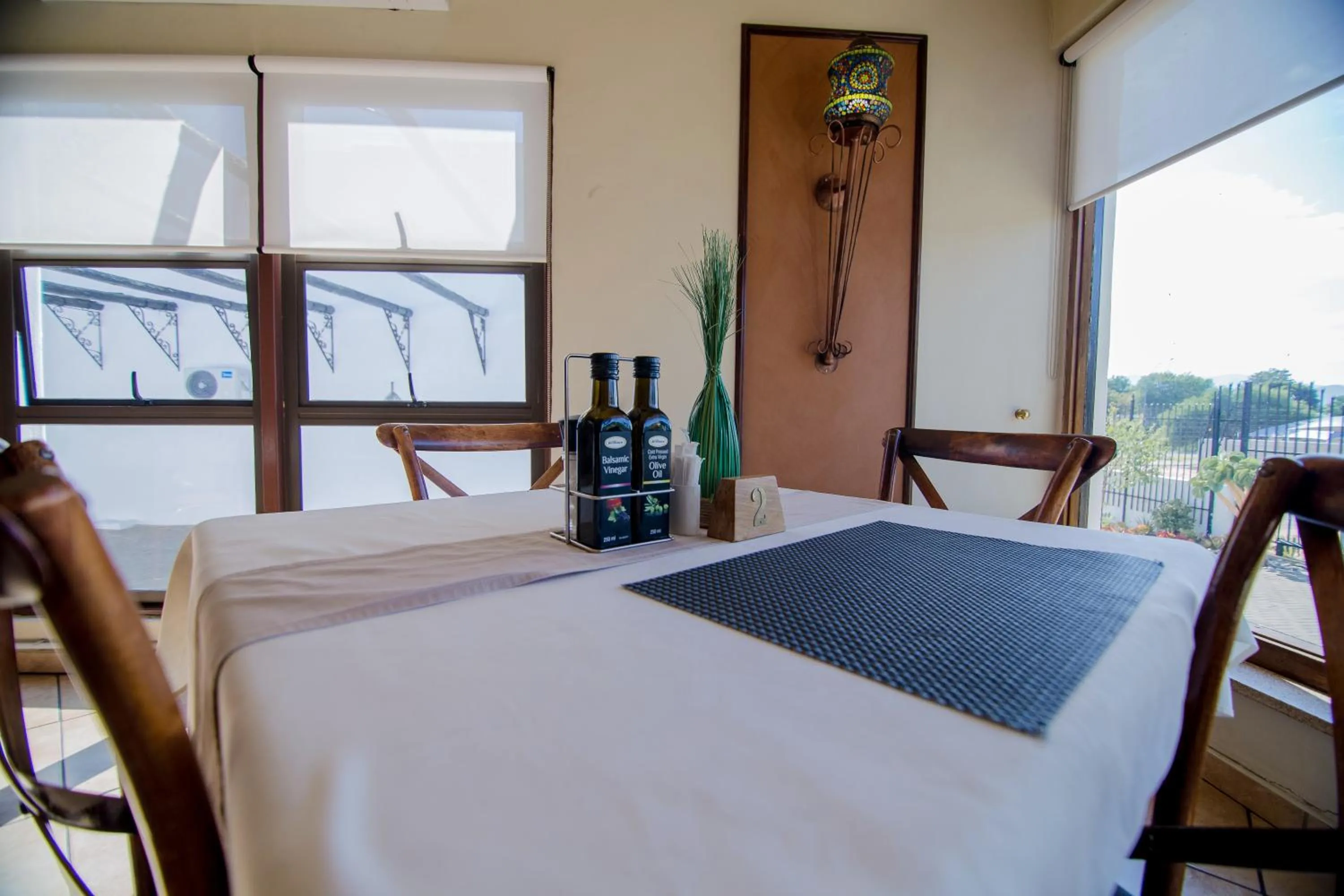 Restaurant/places to eat, Bed in Casa Blanca Boutique Hotel