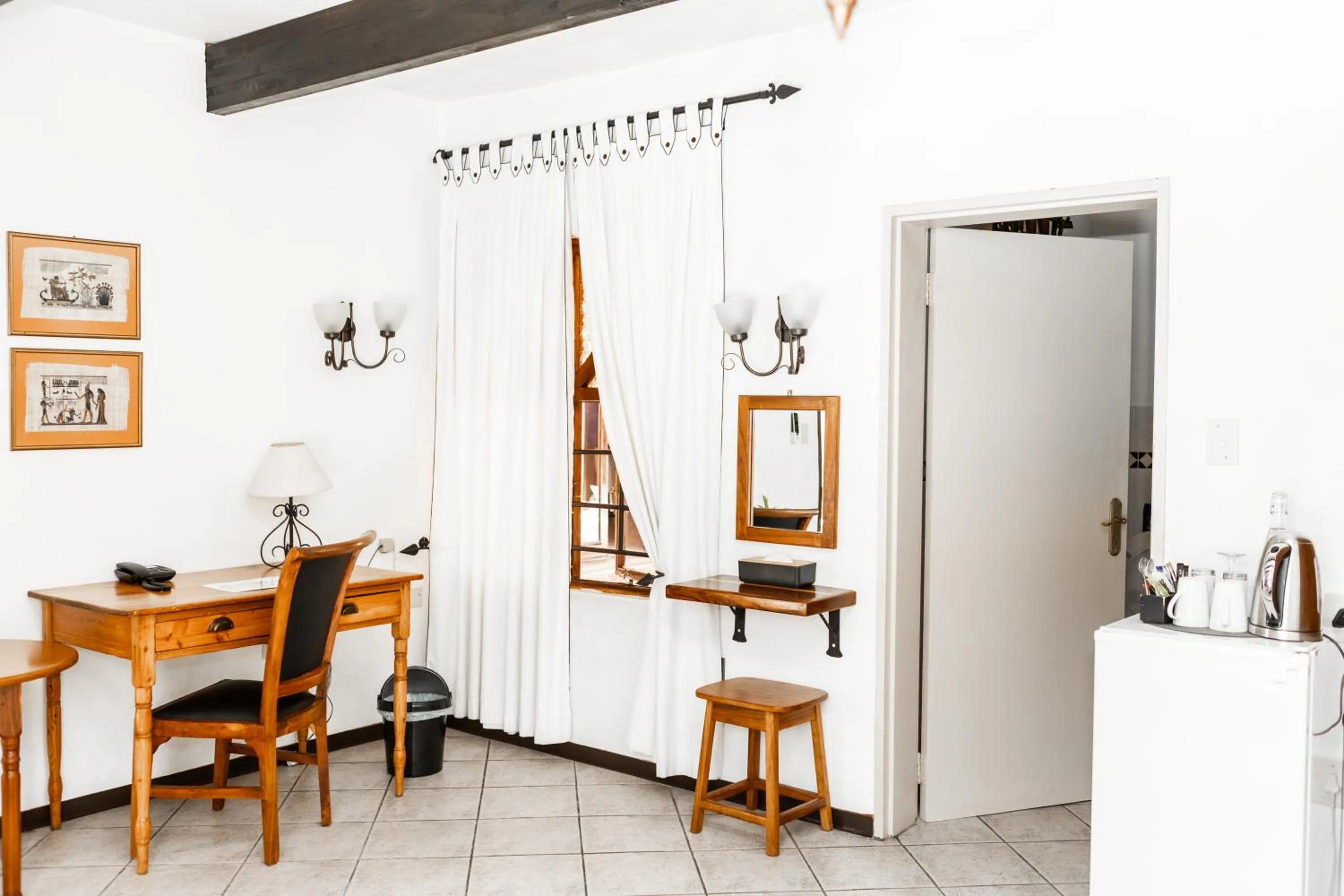 Dining area in Casa Blanca Boutique Hotel Pension