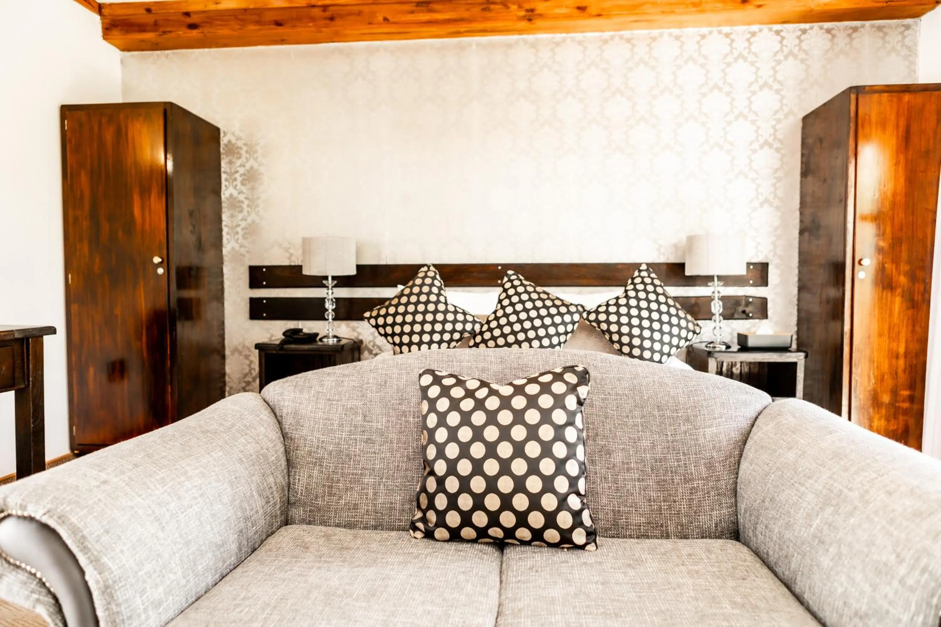 Seating area, Bed in Casa Blanca Boutique Hotel Pension