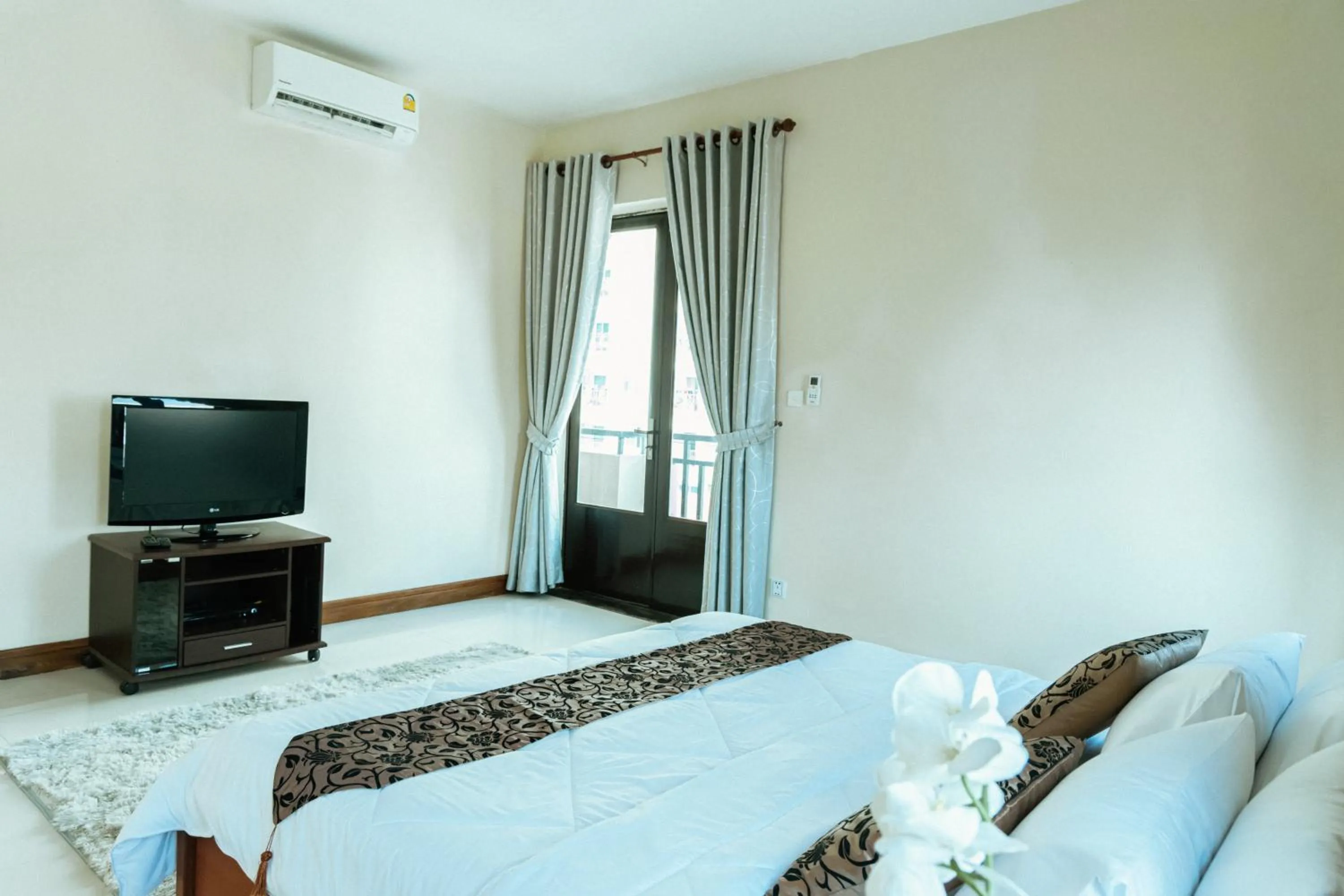 Bedroom in Diamond Serviced Apartments