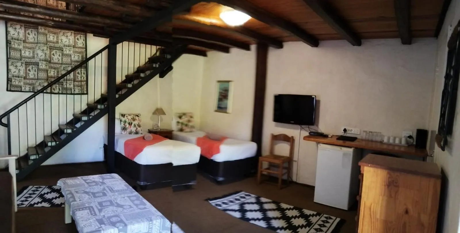 Bed in Ascot Bush Lodge