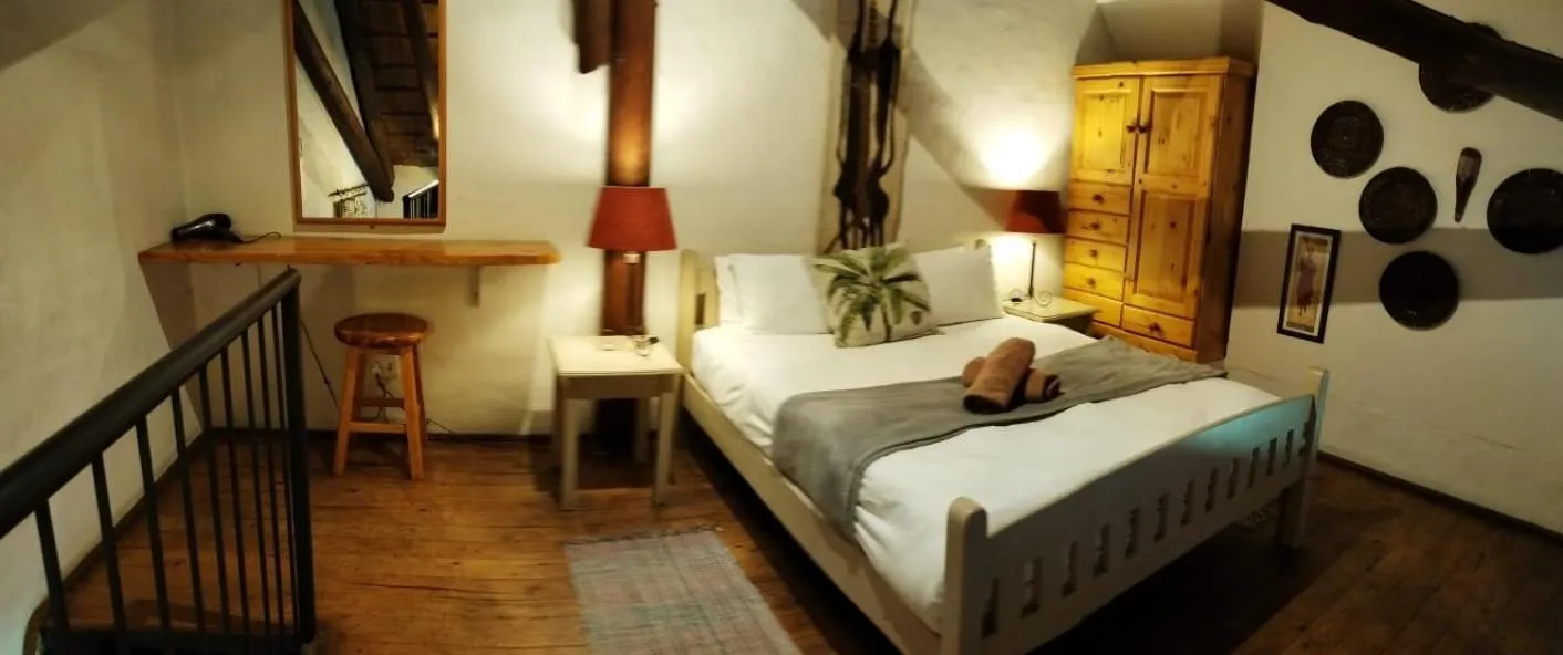 Bed in Ascot Bush Lodge