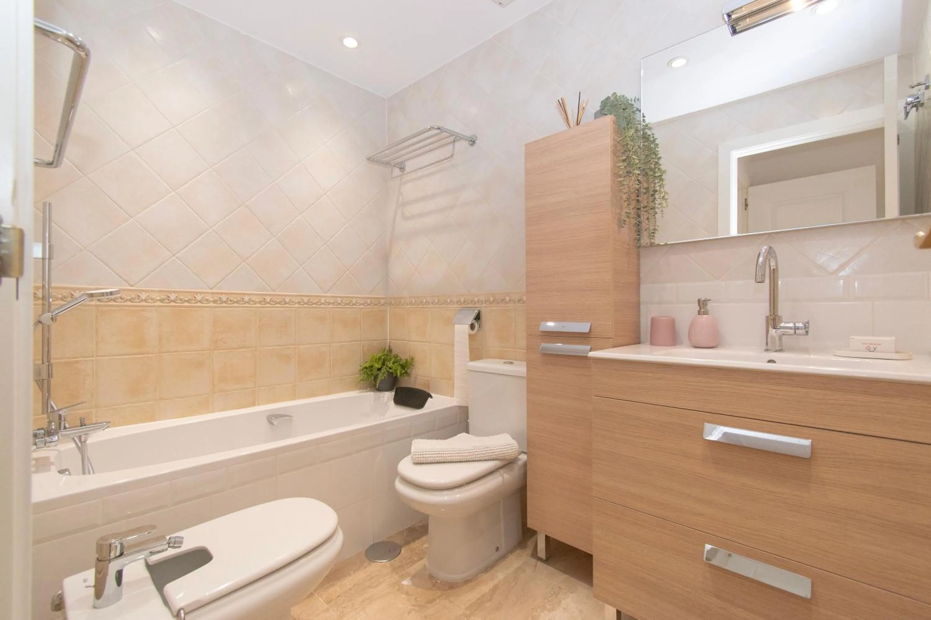 Bathroom in Paraiso De Riviera - Happy Rentals