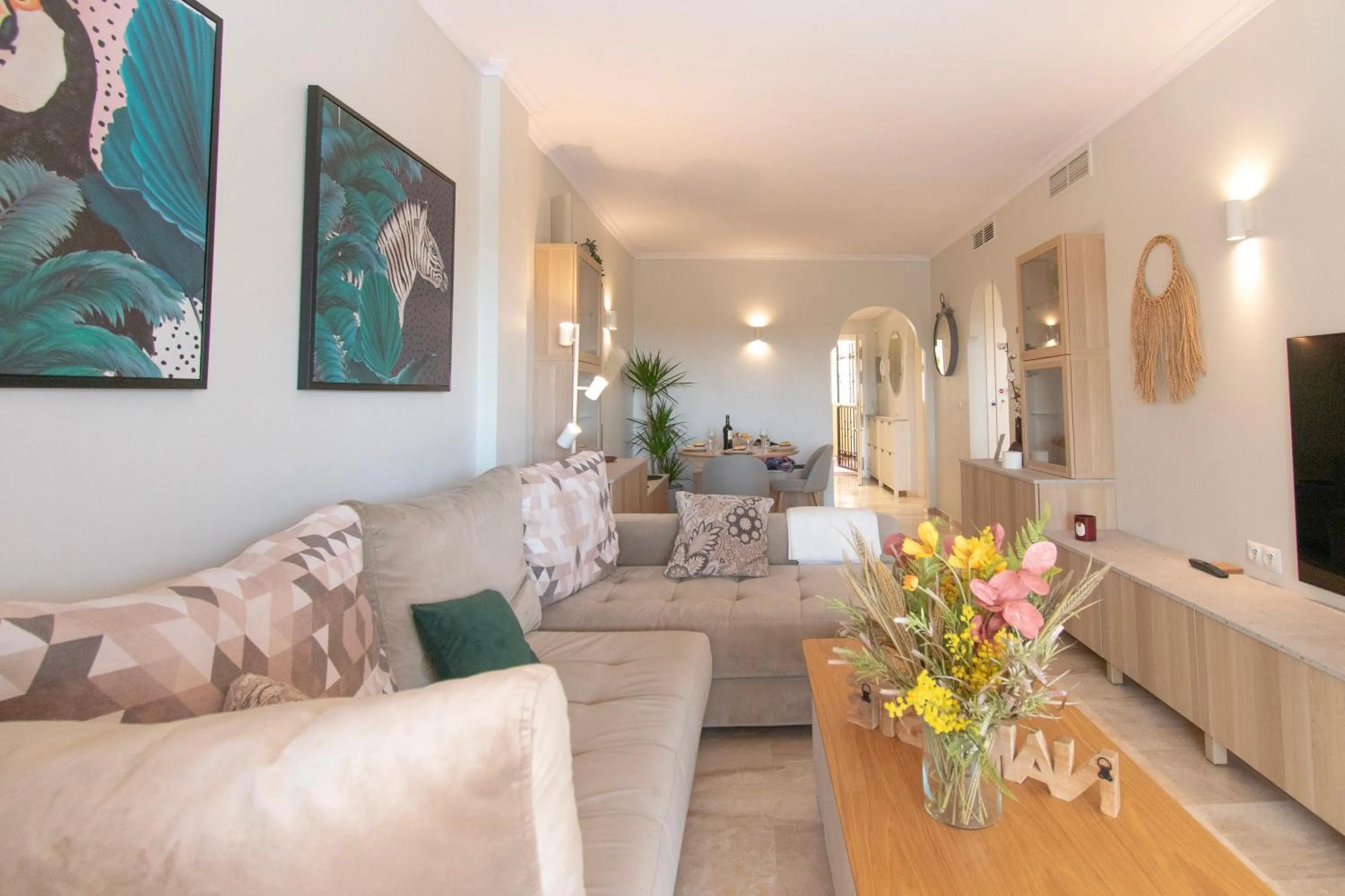 Living room in Paraiso De Riviera - Happy Rentals