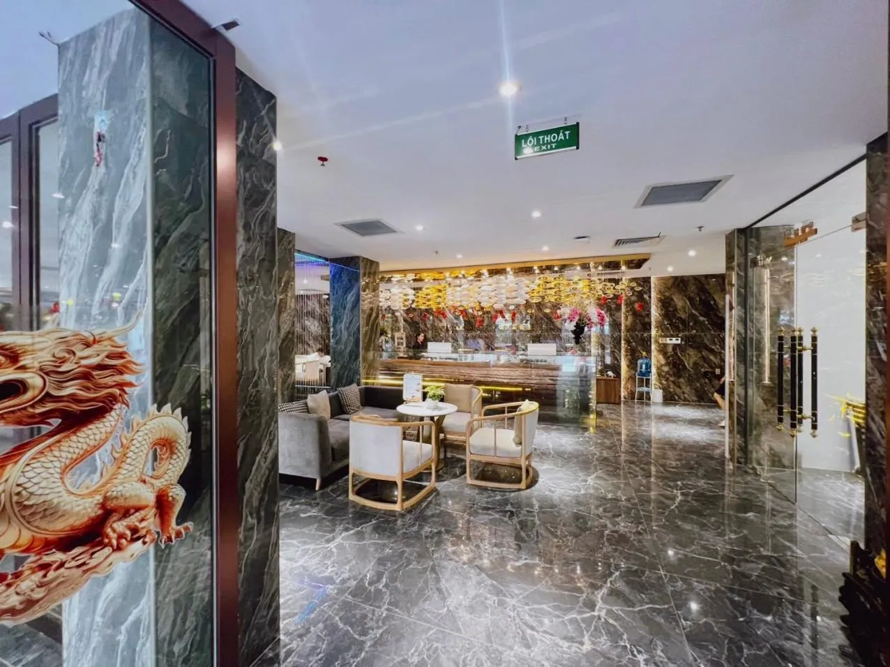 concierge in Wah Fu Hotel