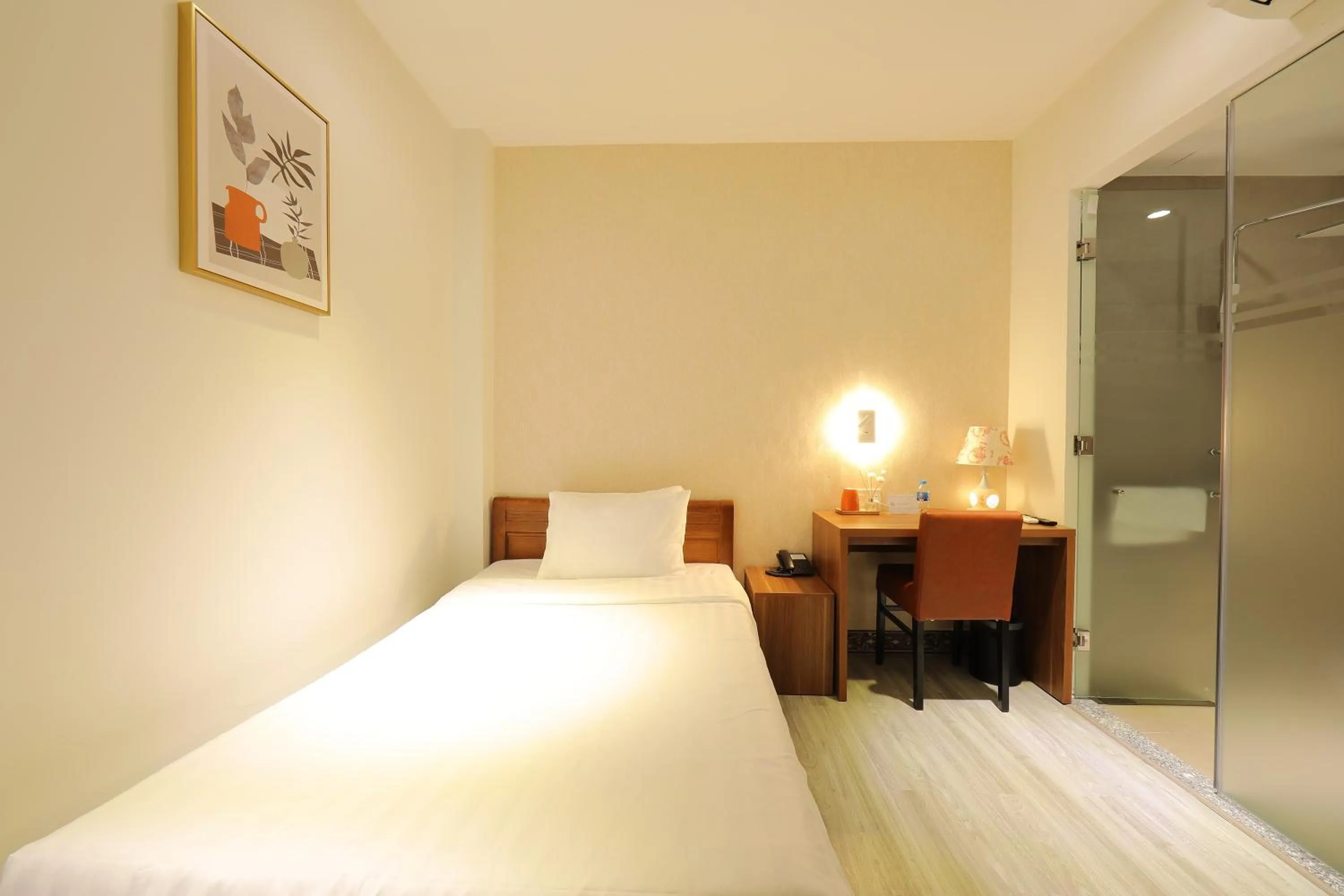 Bedroom, Bed in Lanura Saigon Boutique Hotel