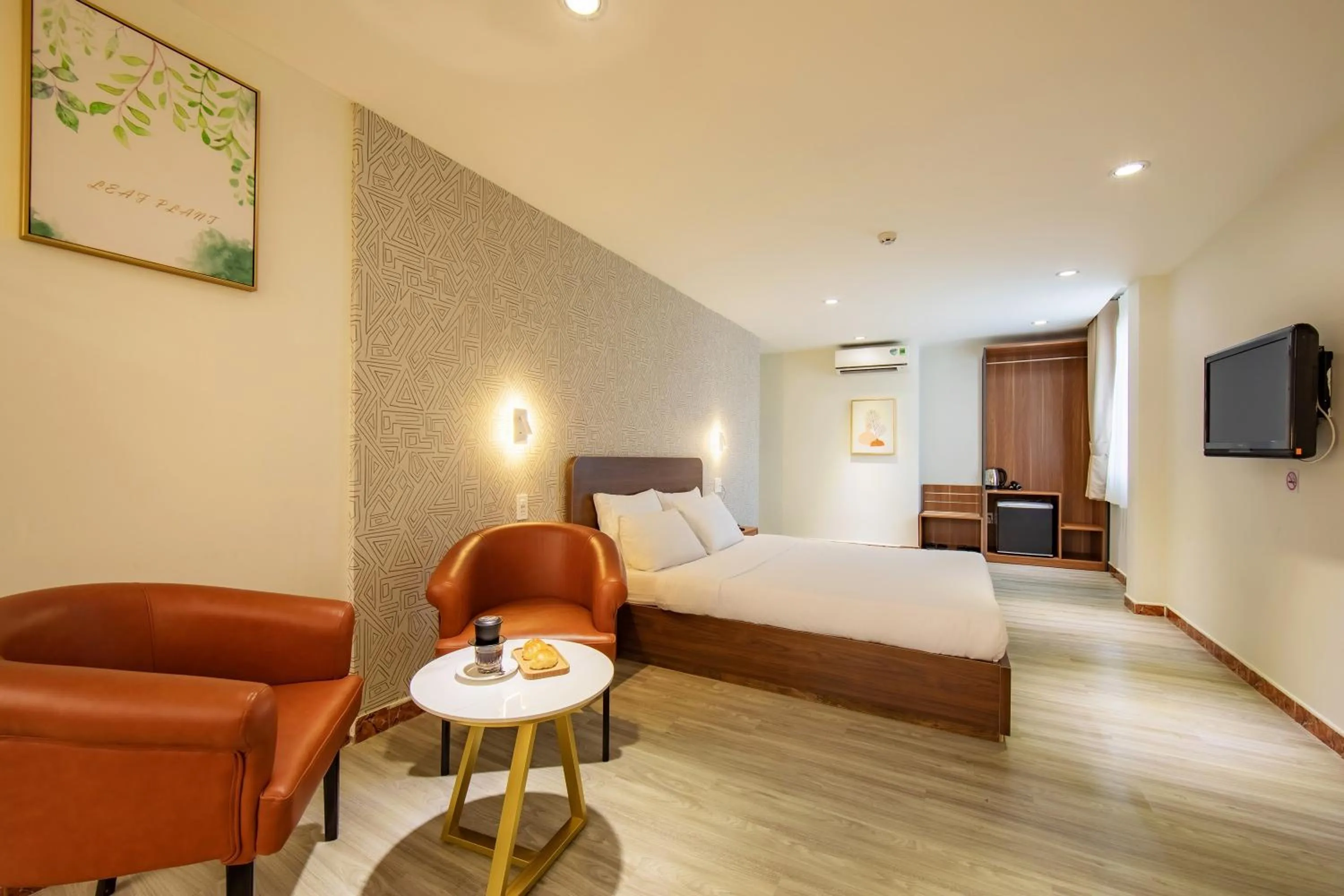 Bed in Lanura Saigon Boutique Hotel