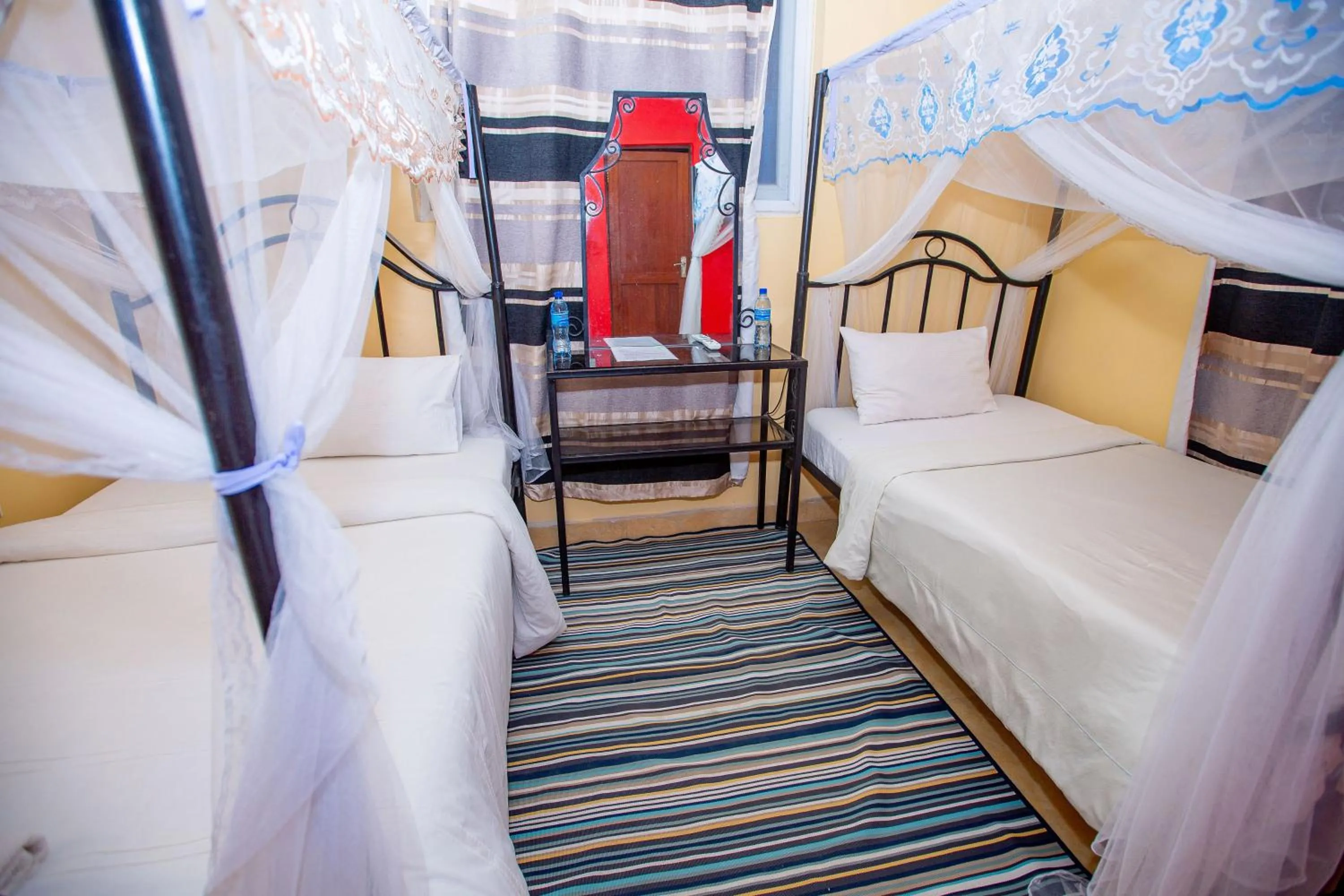 Bedroom, Bed in KAYS LODGE