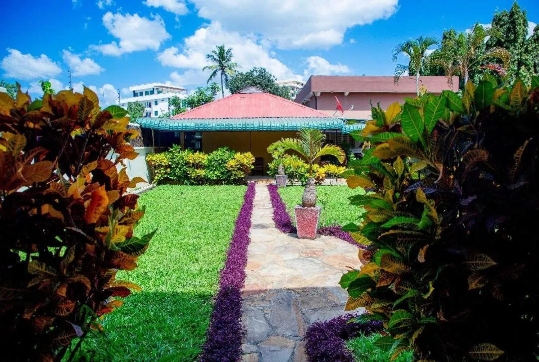 KAYS LODGE