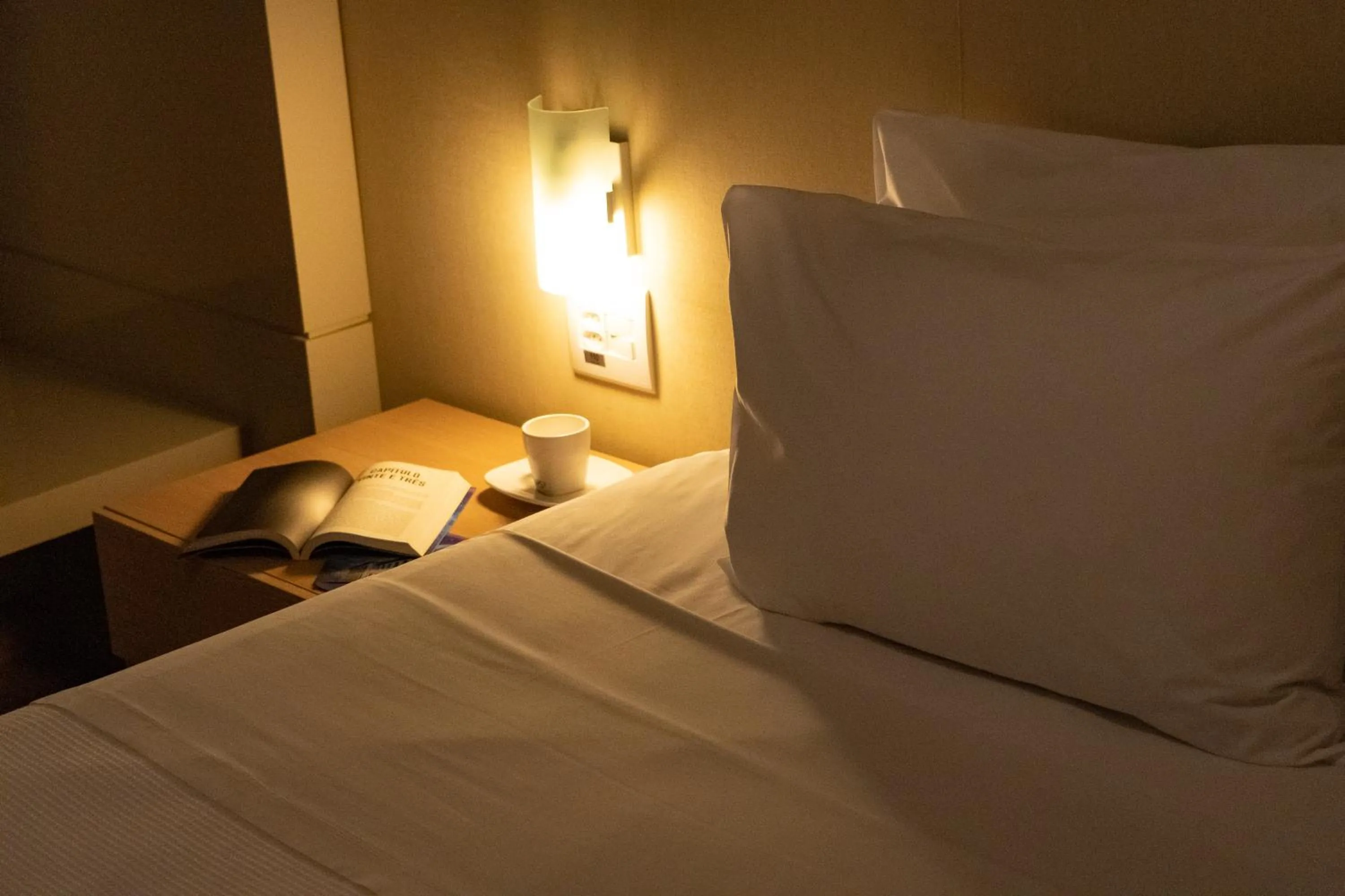 View (from property/room), Bed in Intercity Montes Claros