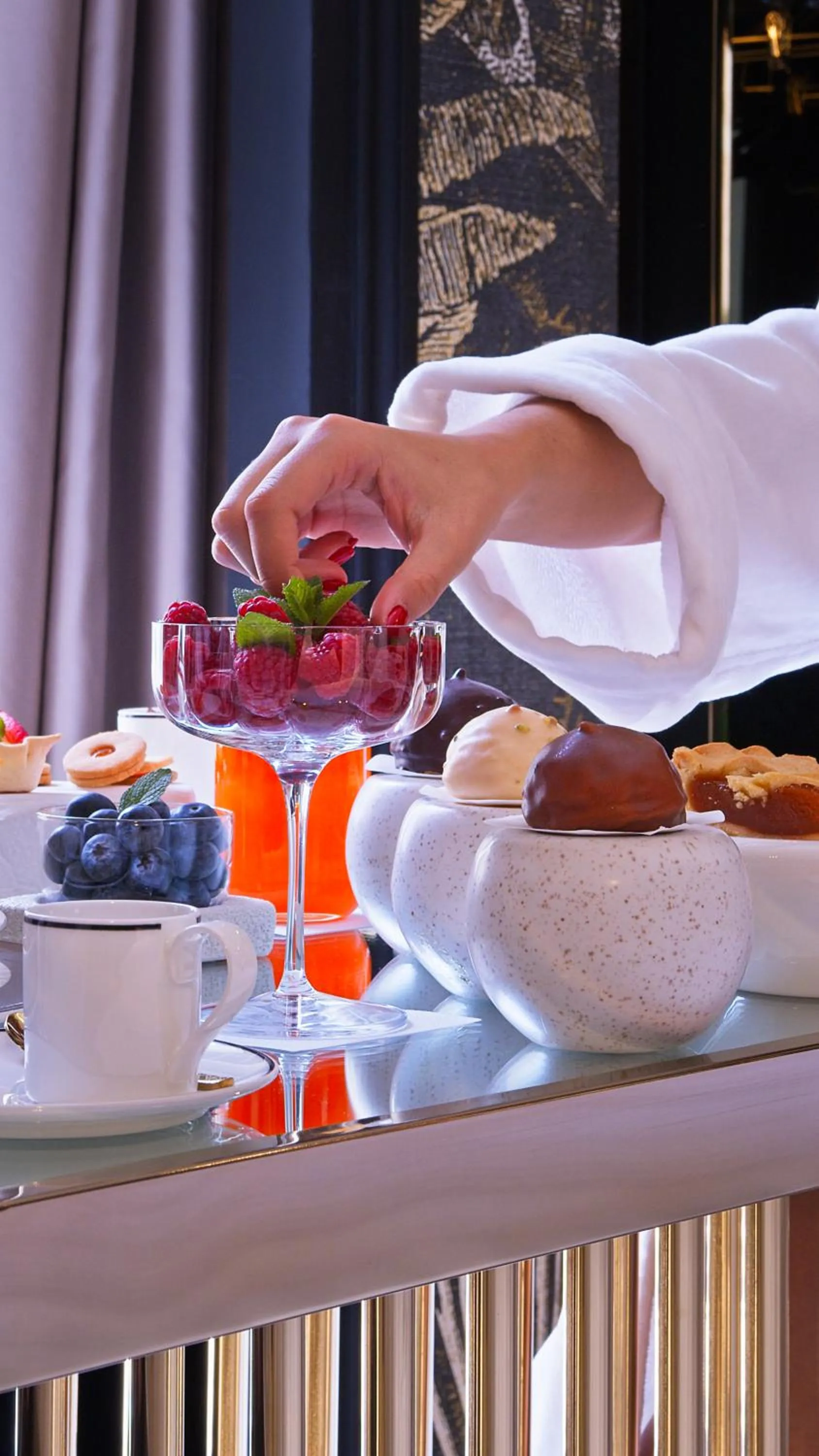 Breakfast in Bra Hotel