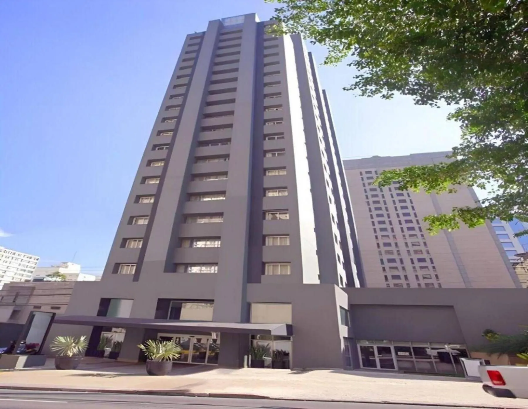 Facade/entrance in Get a Flat 1303 - Aconchegante - Jardins