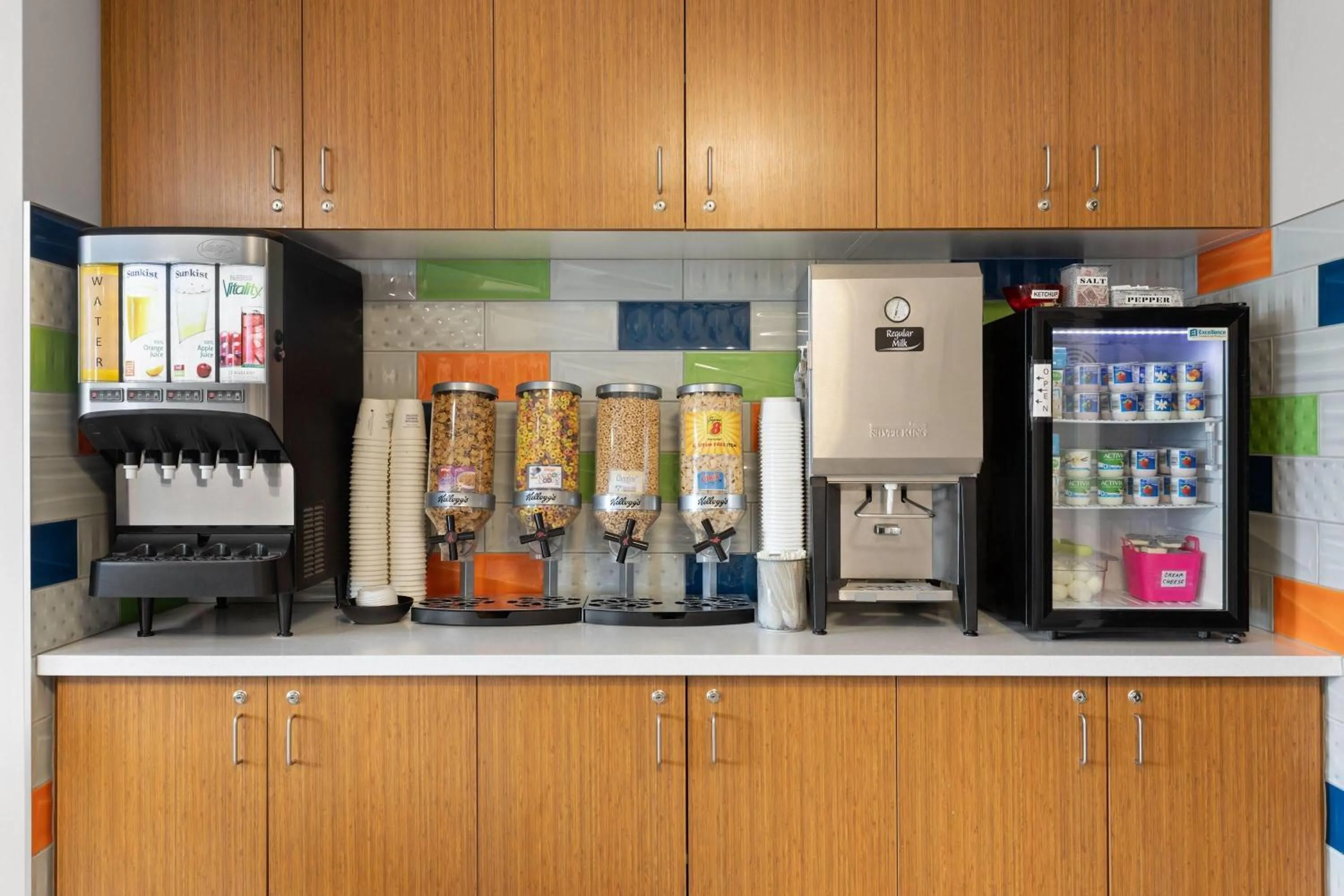 Breakfast in Super 8 by Wyndham Sault Ste Marie On