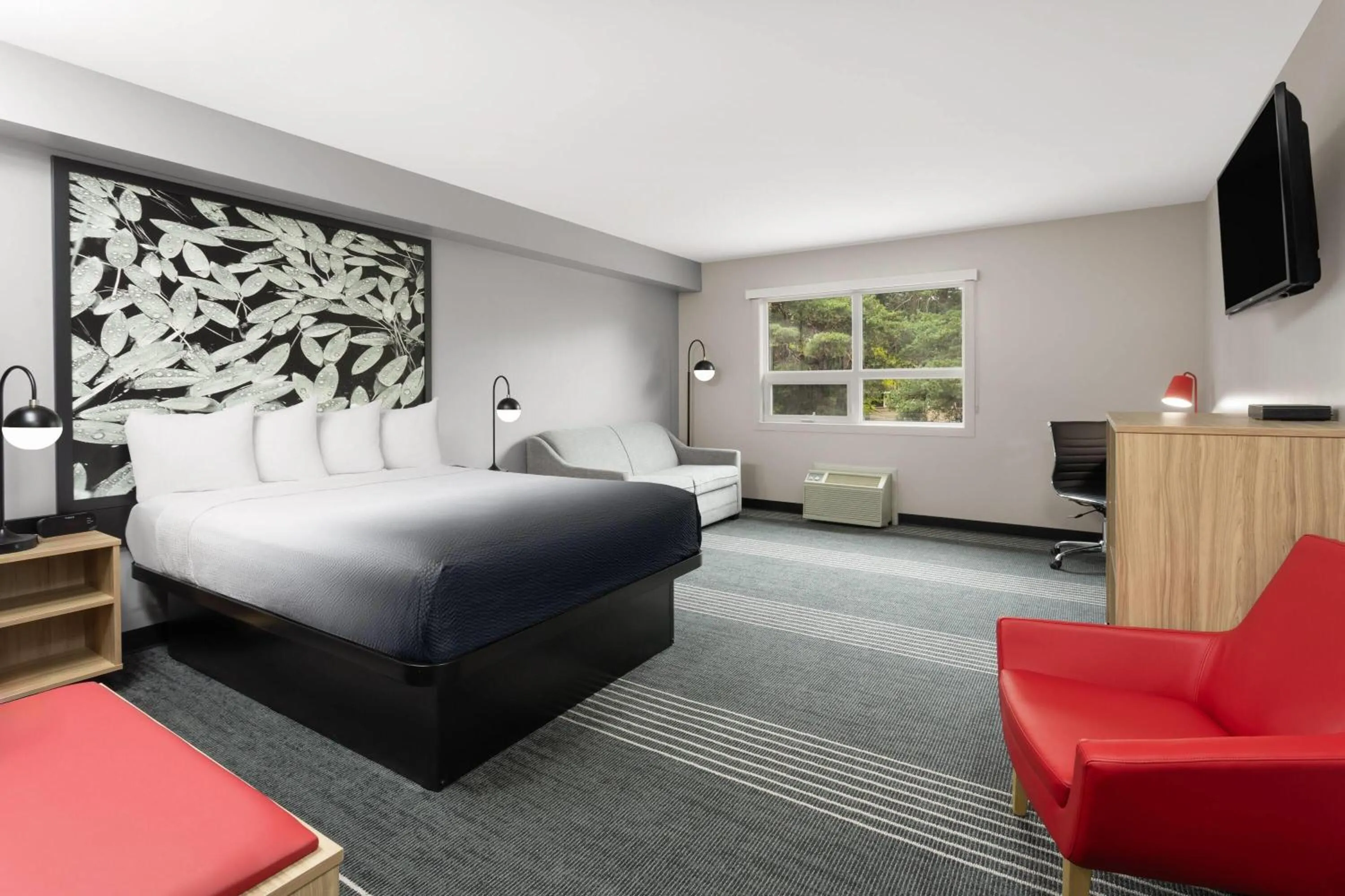 Bath, Bed in Super 8 by Wyndham Sault Ste Marie On