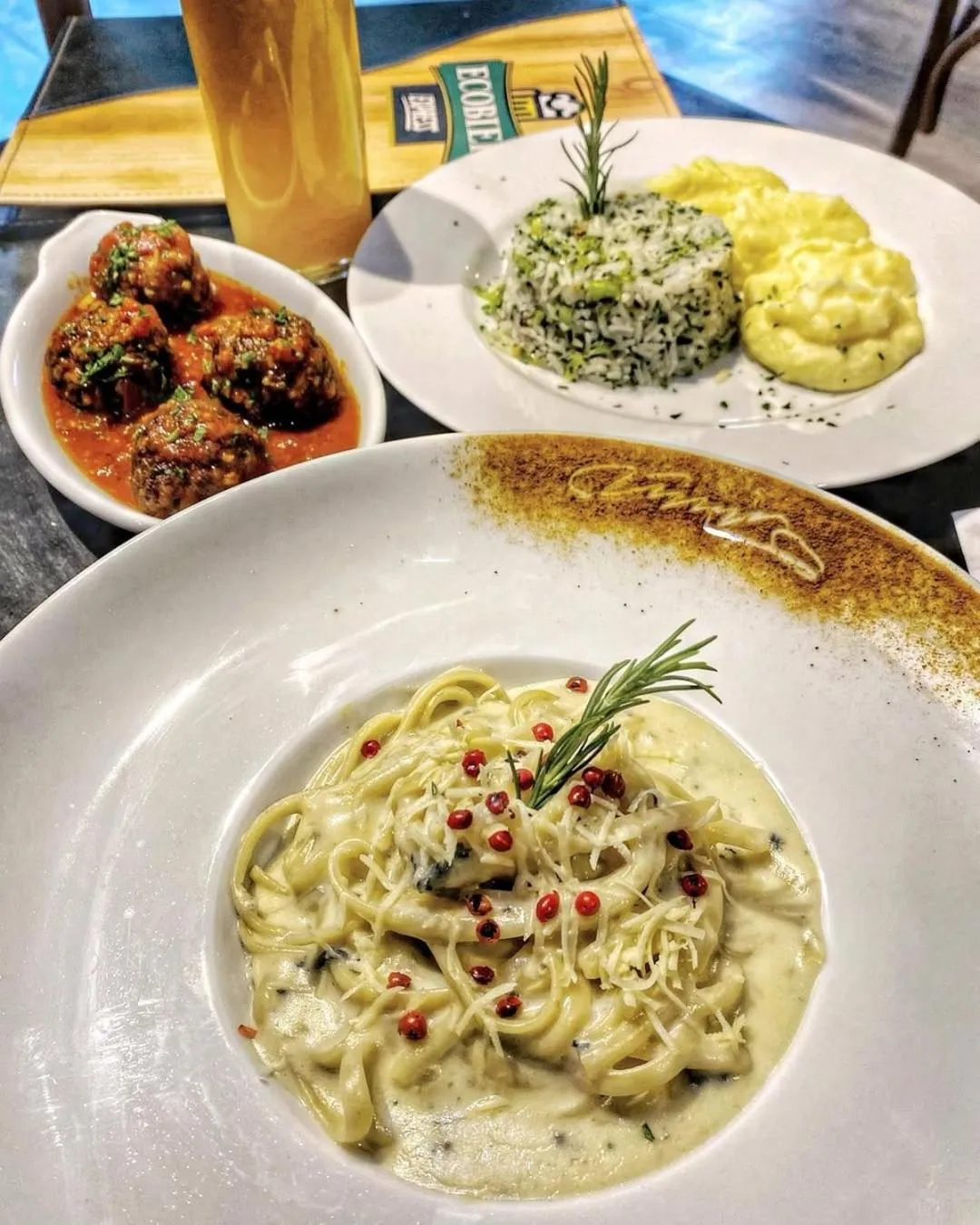 Restaurant/places to eat in Itaipava RJ Granja Brasil Resort