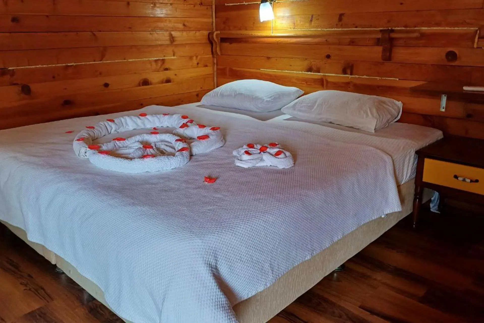 Photo of the whole room, Bed in Angels Garden Hotel