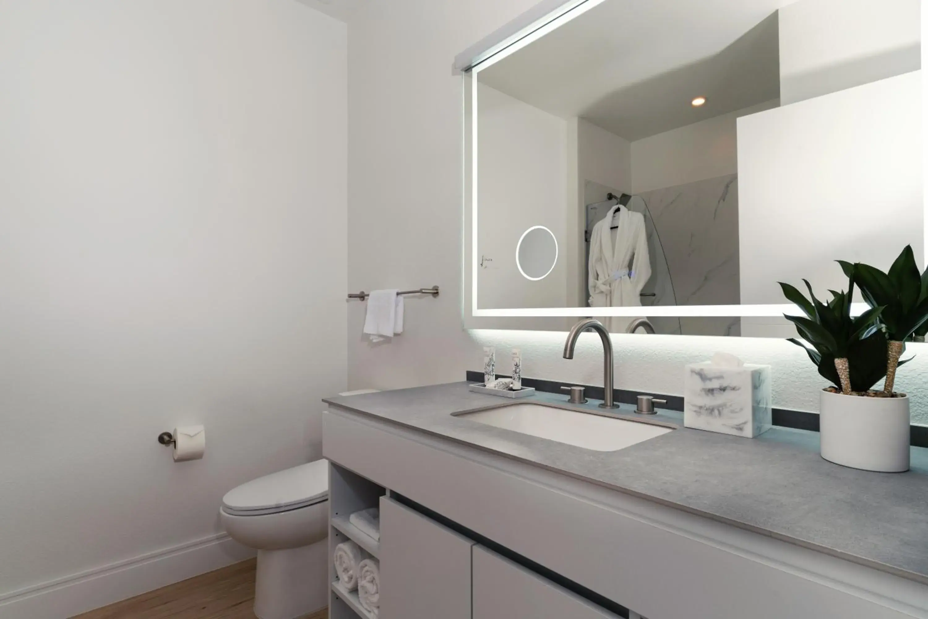 One Bedroom King Suite in Otonomus Hotel Las Vegas One Bedroom King Suite in Otonomus Hotel Las Vegas