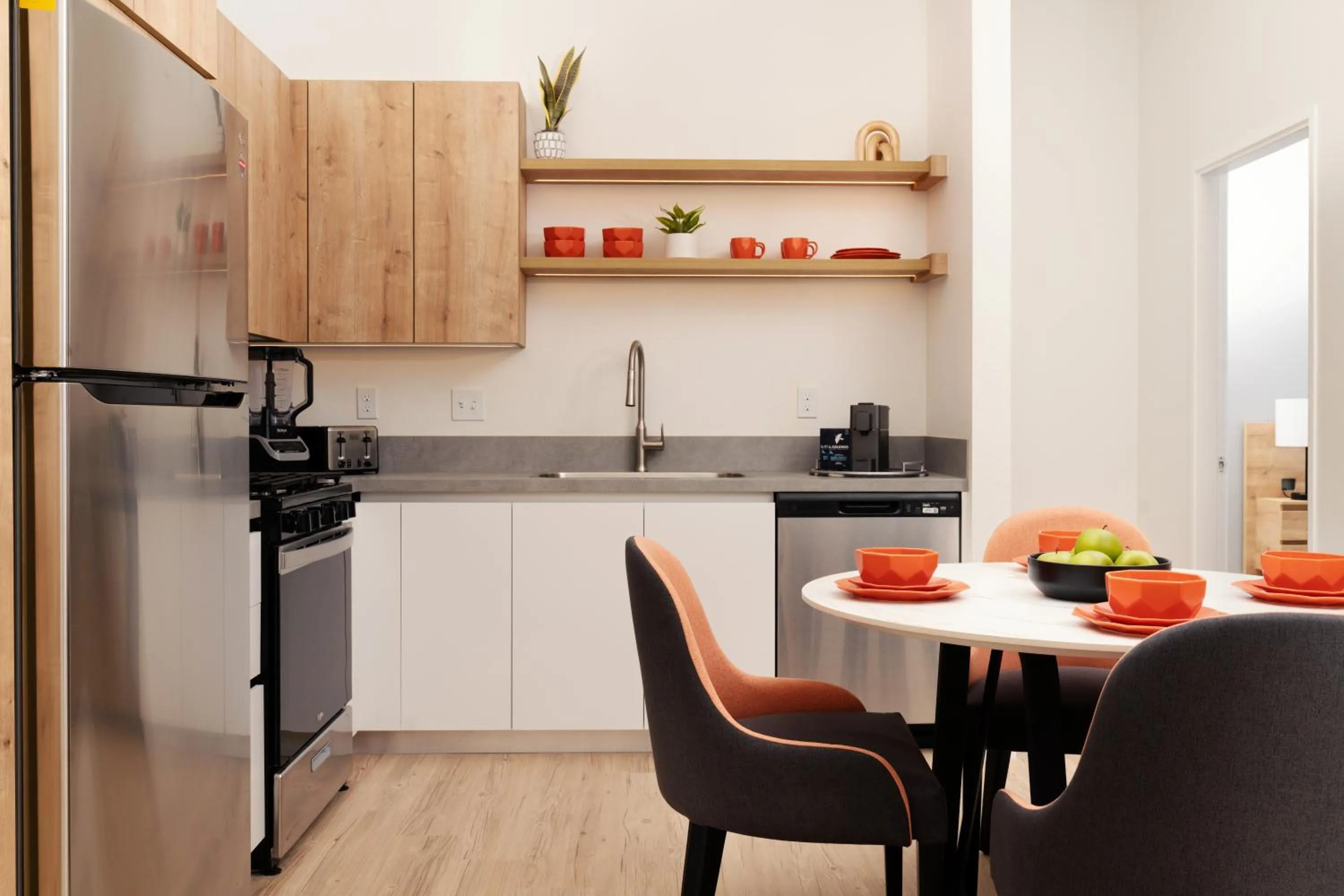 Kitchen or kitchenette in Otonomus Hotel Las Vegas