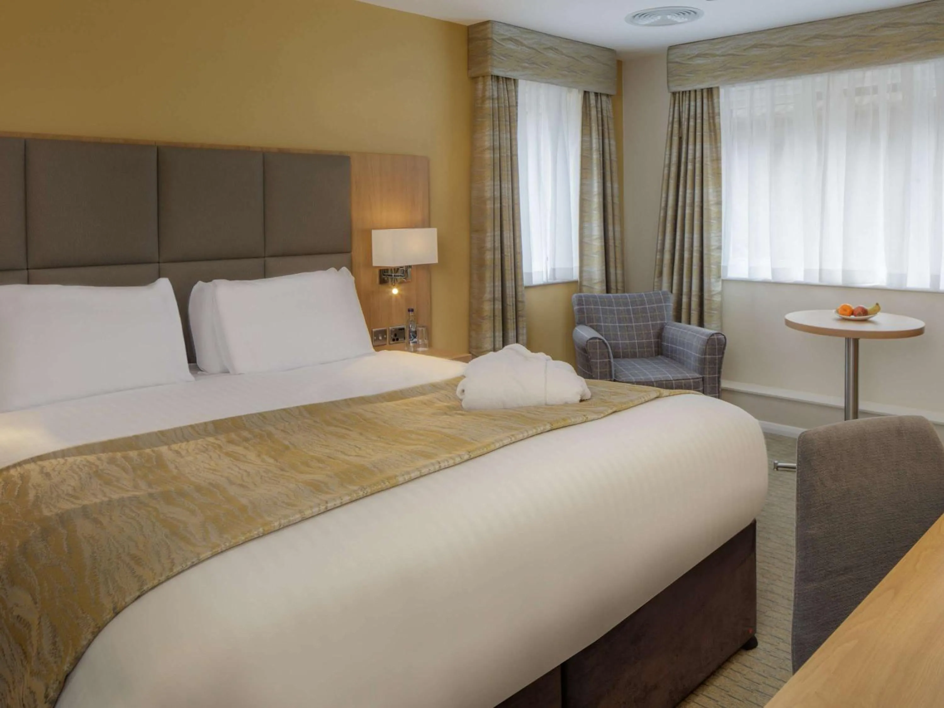 Photo of the whole room in Mercure Hatfield Oak Hotel