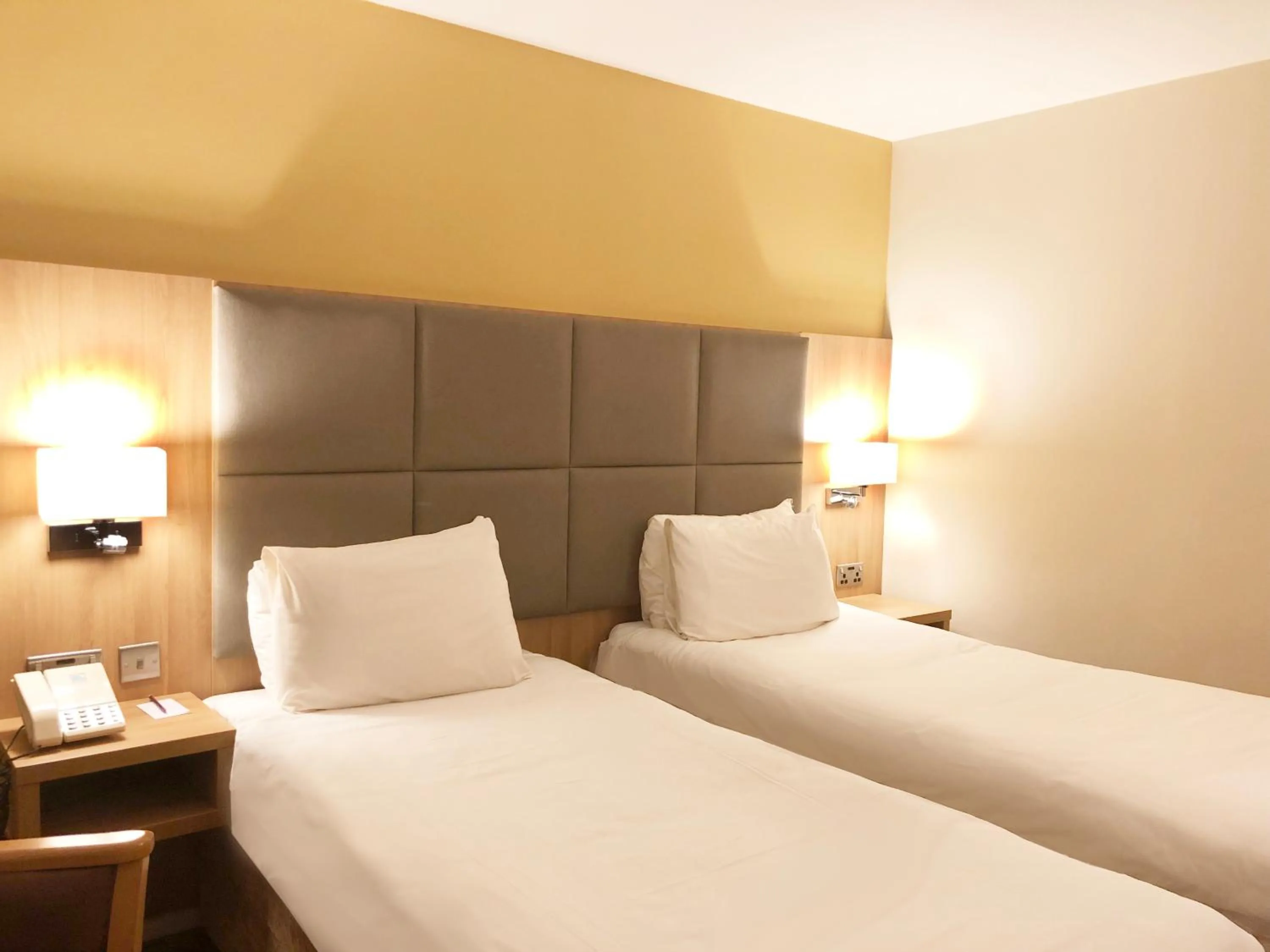 Bathroom in Mercure Hatfield Oak Hotel