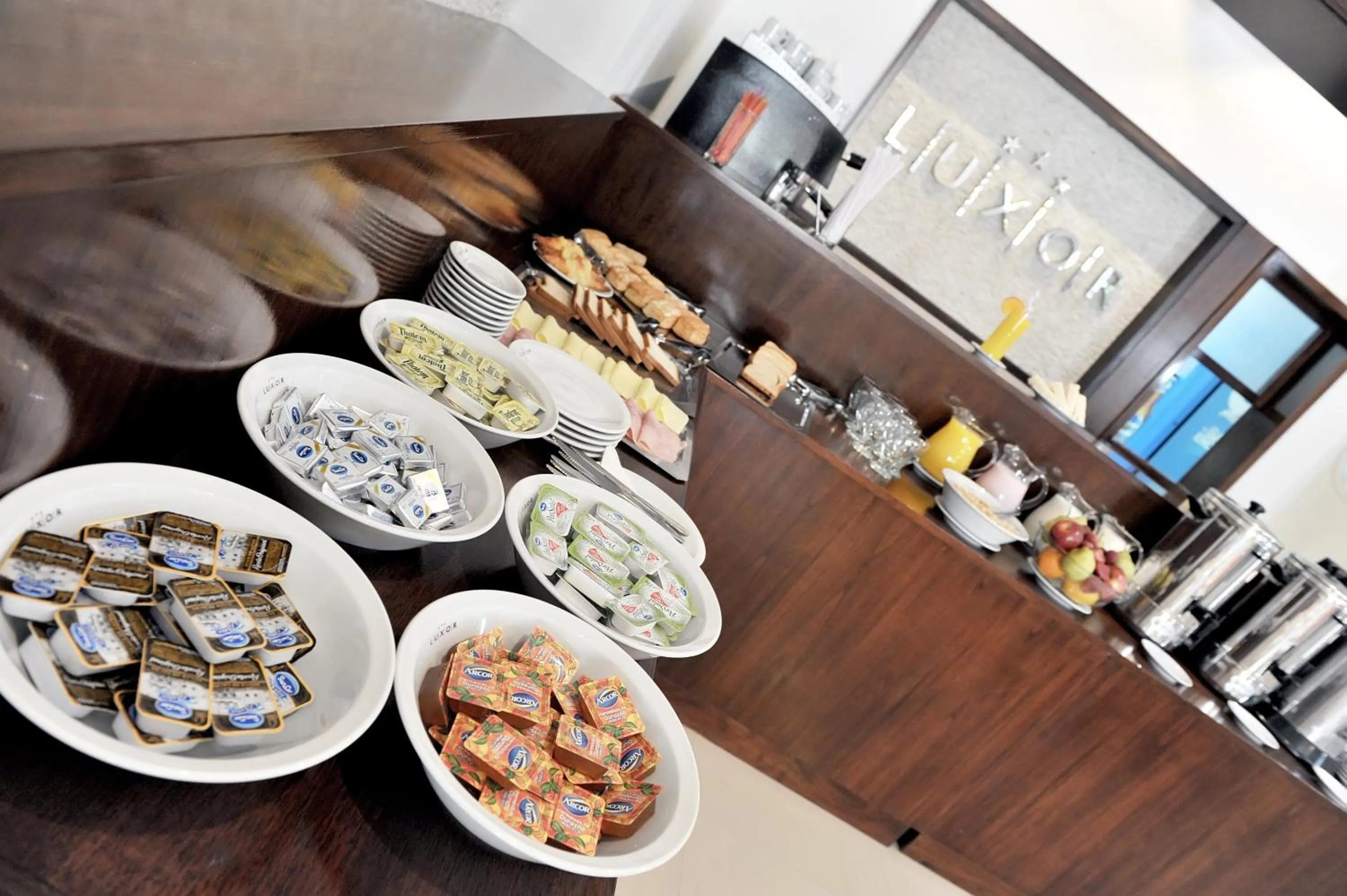 Restaurant/places to eat in Luxor Hotel & Spa