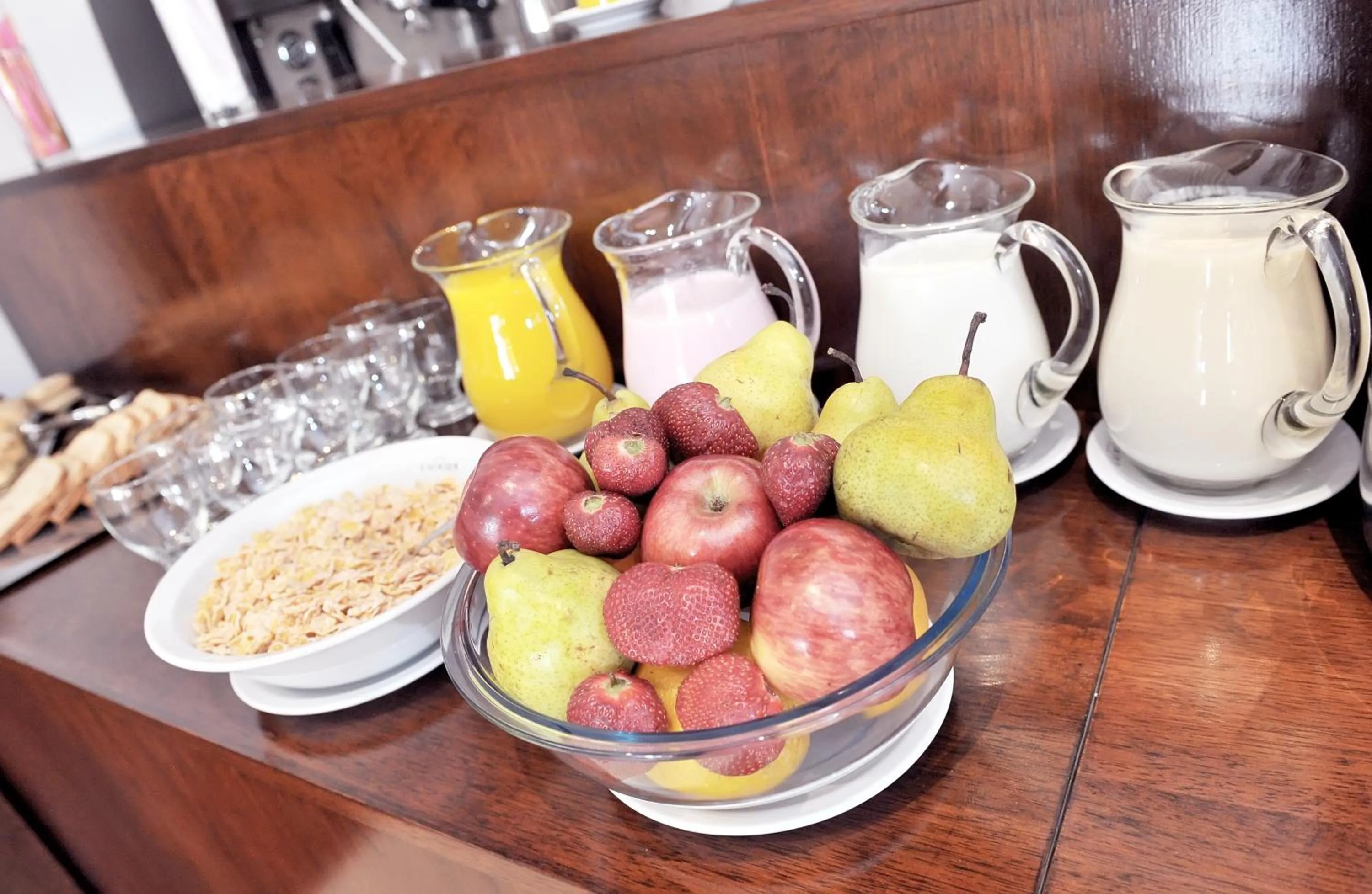 Restaurant/places to eat in Luxor Hotel & Spa