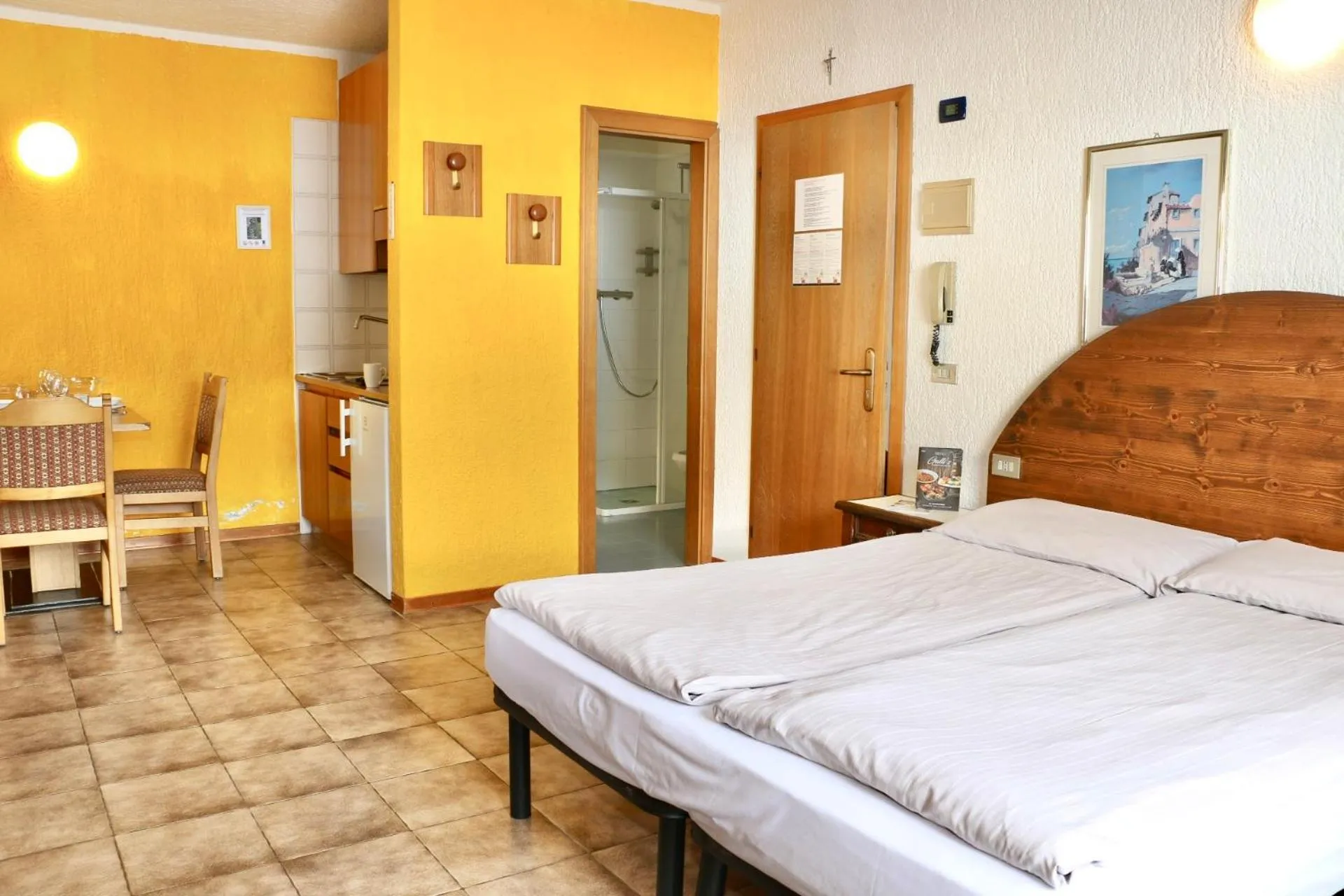 Bed in Residence Adele