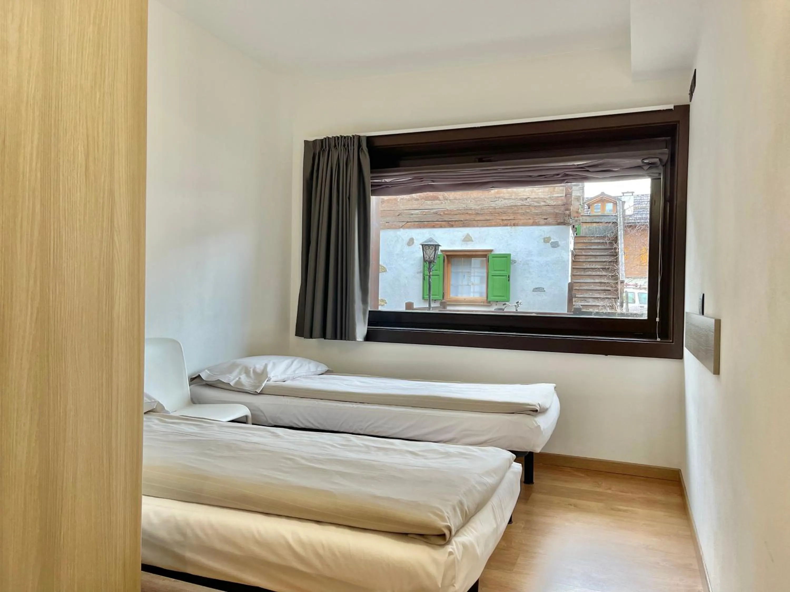 Bed in Residence Adele