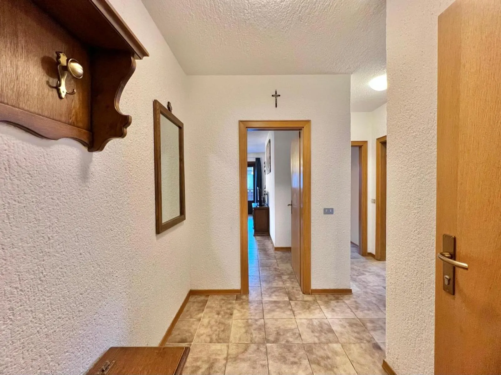 wardrobe in Residence Adele