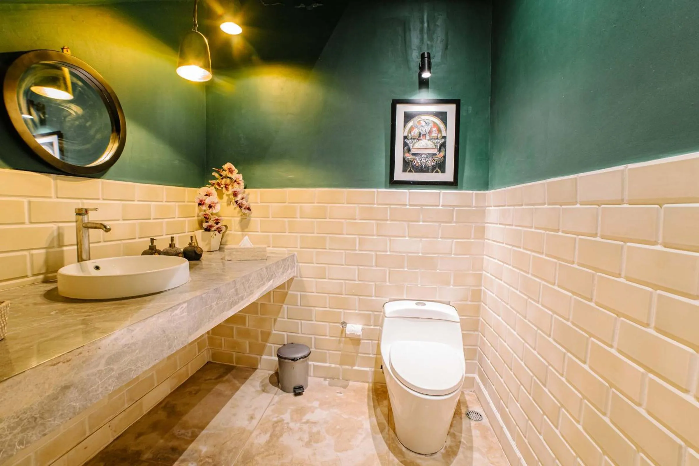 Toilet in CassaMia Bali - Spacious Luxury 5 Bedroom Villa