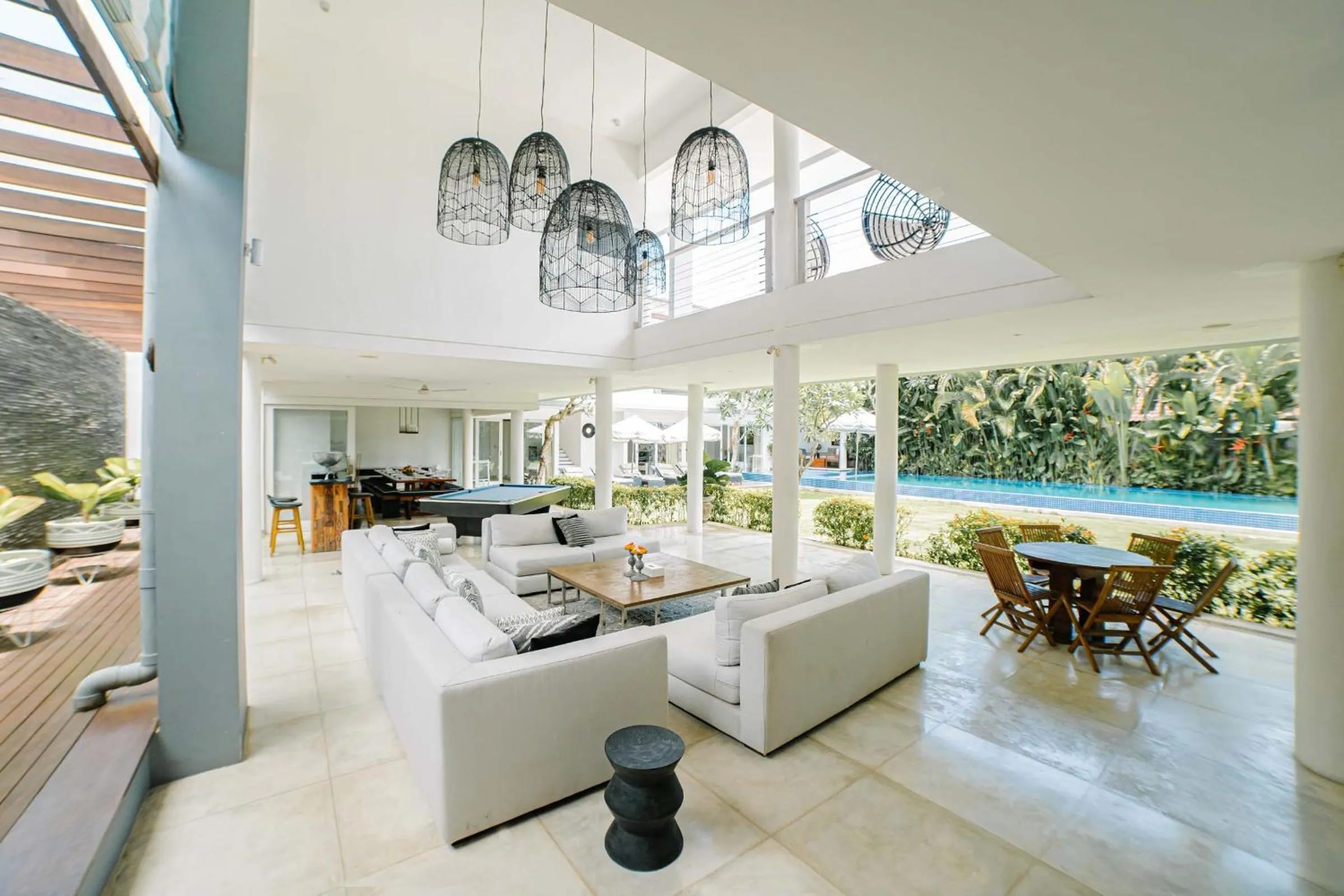 Living room in CassaMia Bali - Spacious Luxury 5 Bedroom Villa