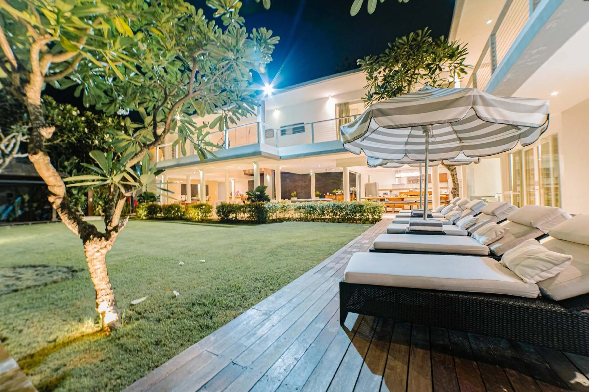 Garden in CassaMia Bali - Spacious Luxury 5 Bedroom Villa