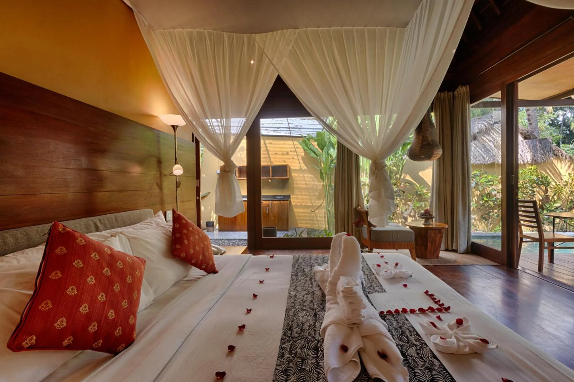Bedroom, Bed in Samkhya Villas - Free 1x Floating Breakfast or Minibar
