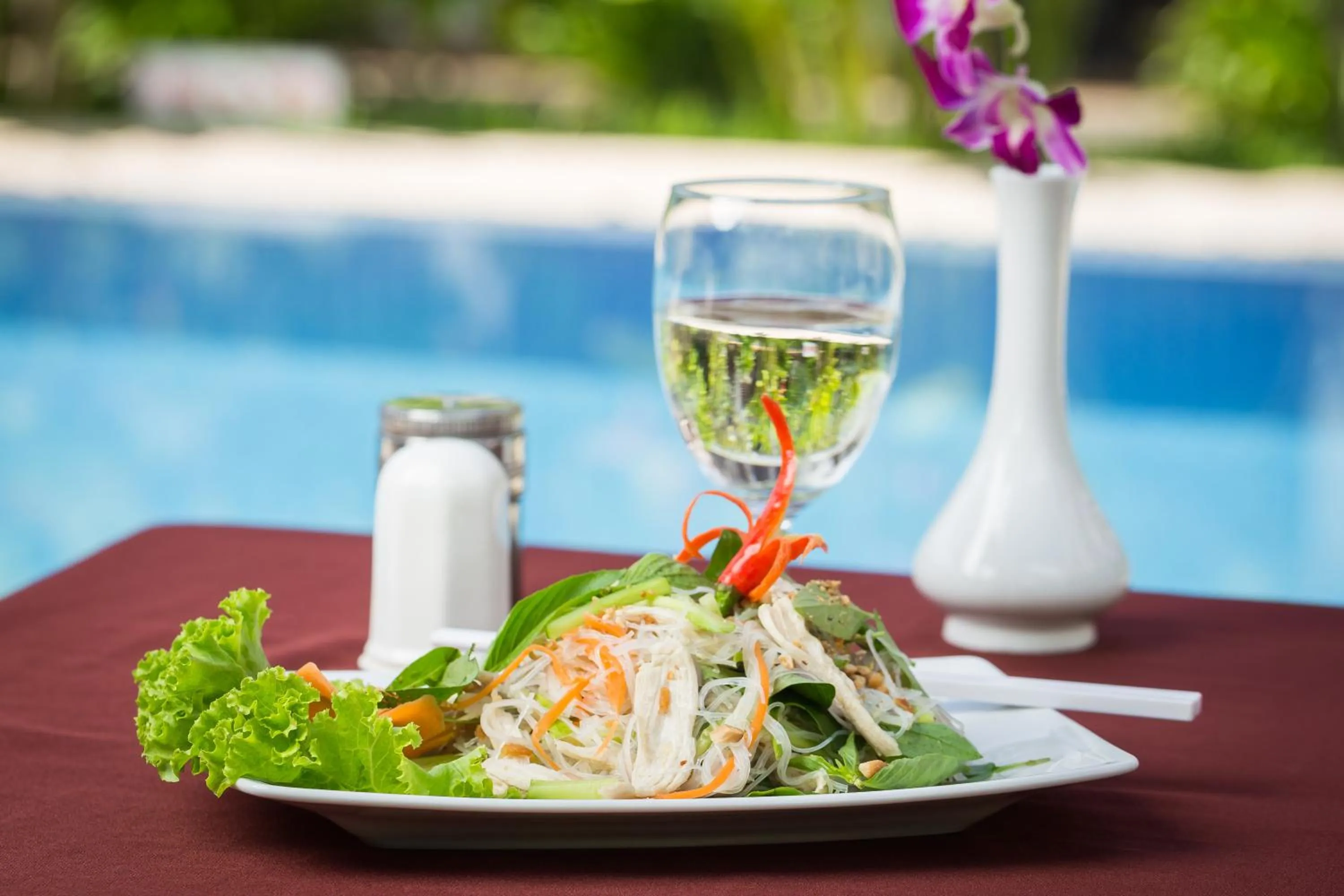 Restaurant/places to eat in Villa Phum Khnar