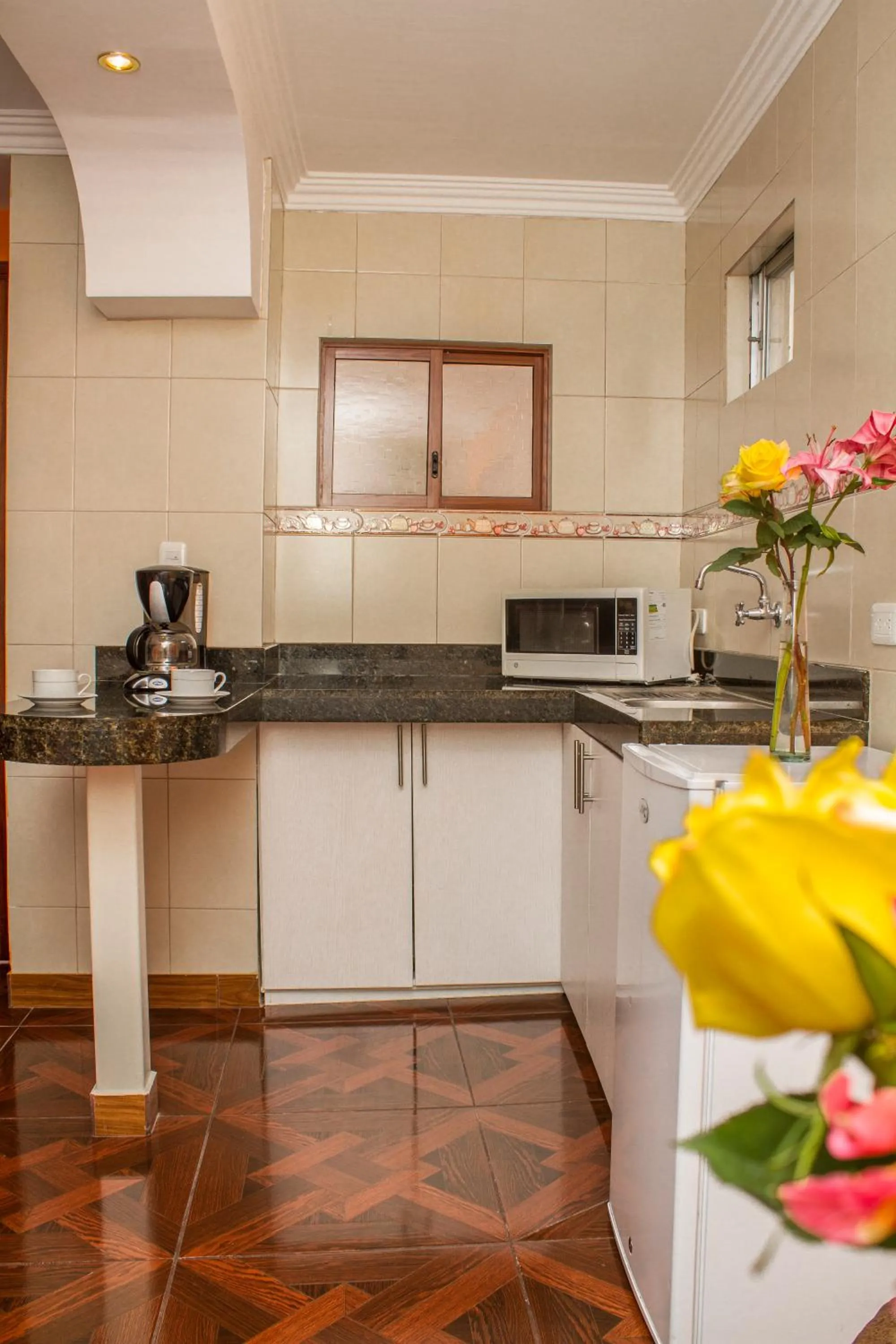 Coffee/tea facilities in Hotel Margarita 2