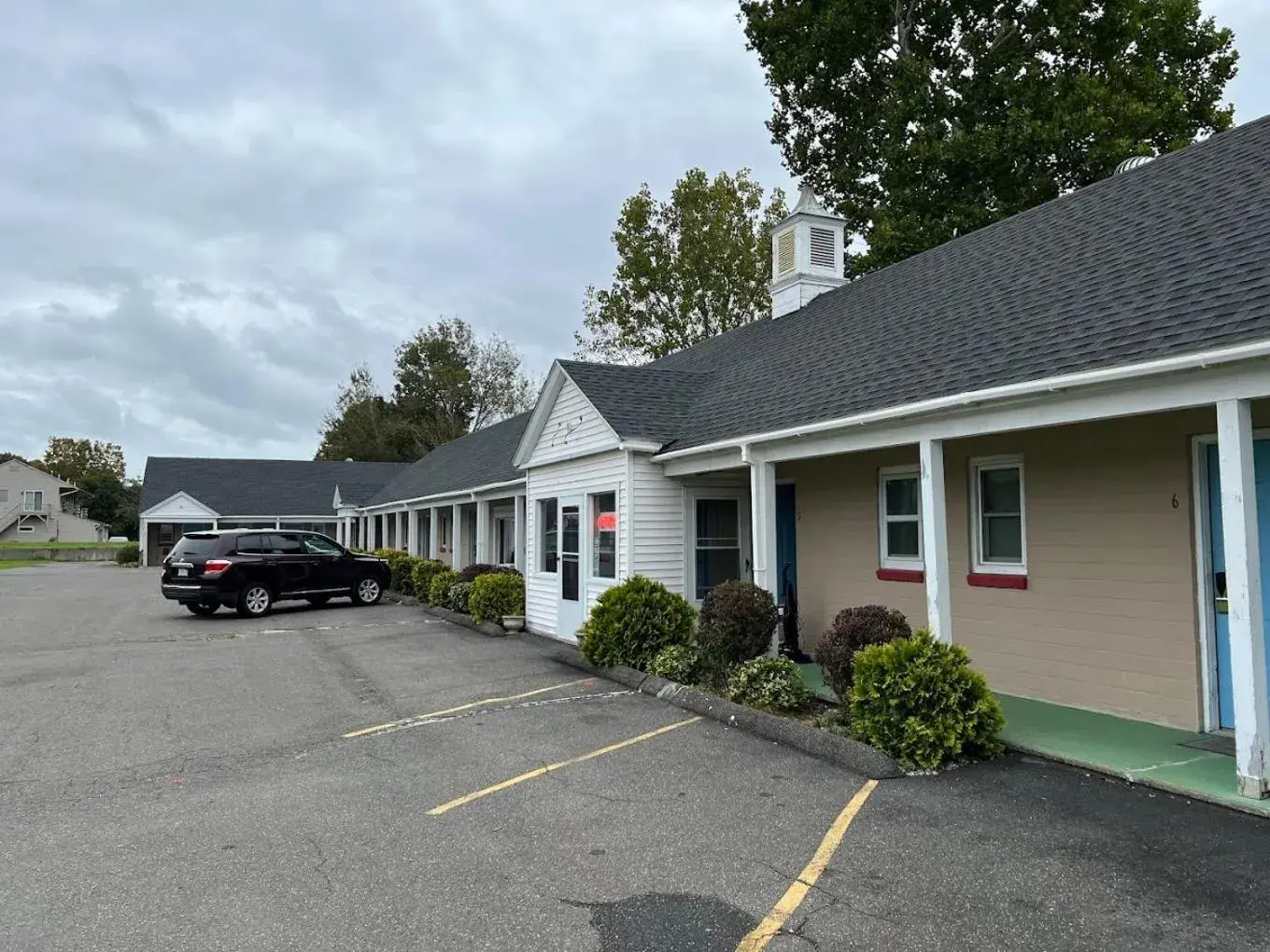 River Valley Inn River Valley Inn