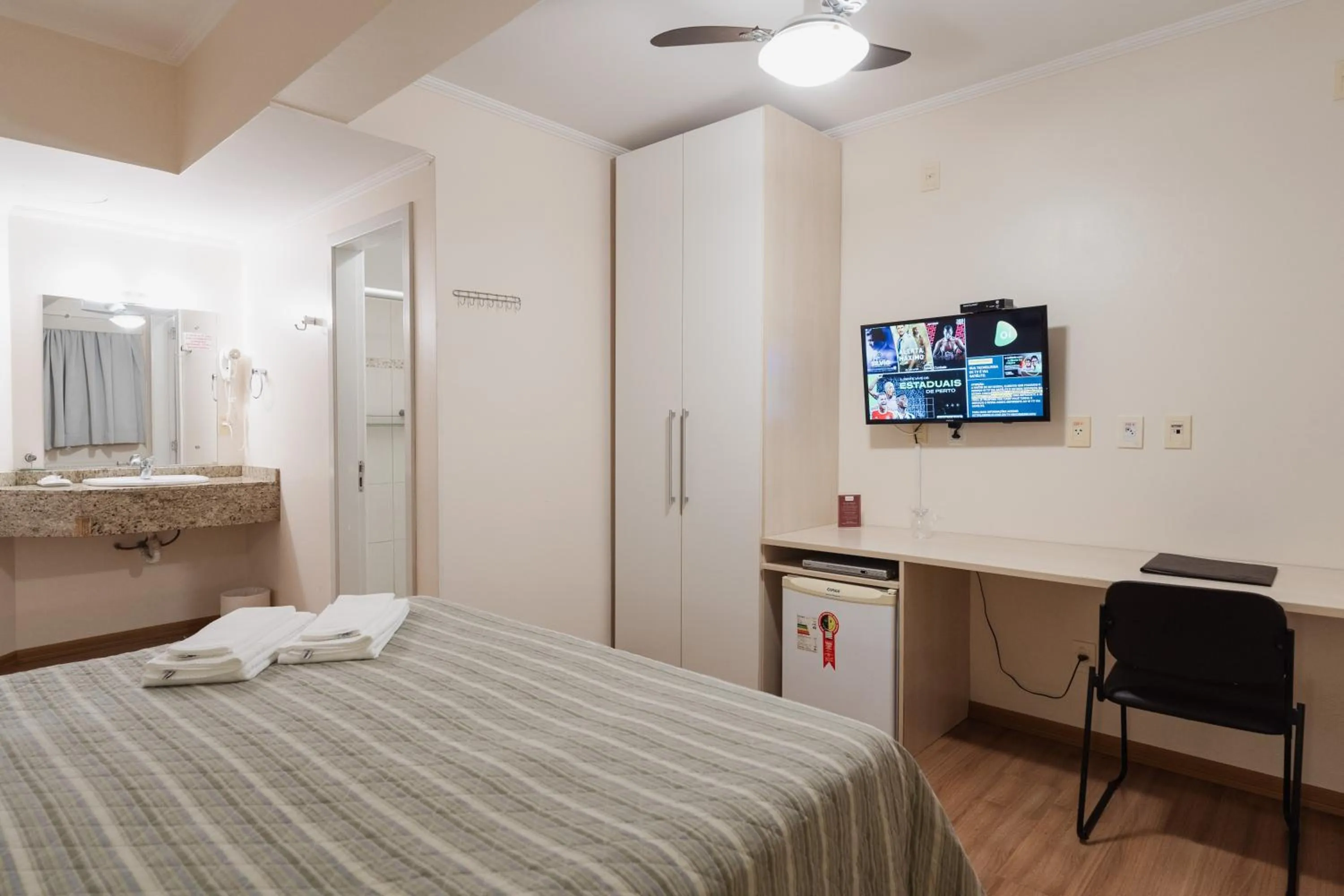 Bed in Hotel Villa Michelon