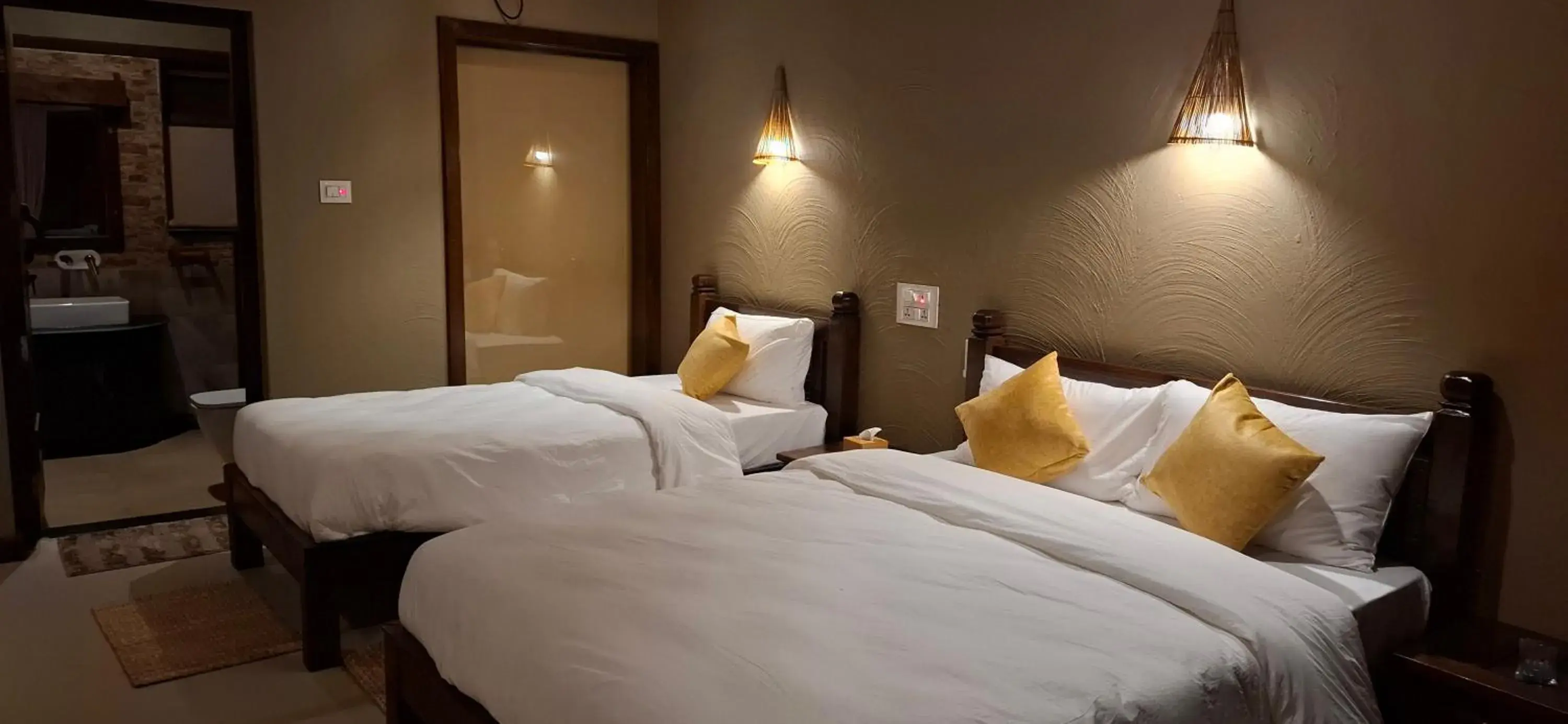 Deluxe Double or Twin Room in River View Jungle Camp Deluxe Double or Twin Room in River View Jungle Camp