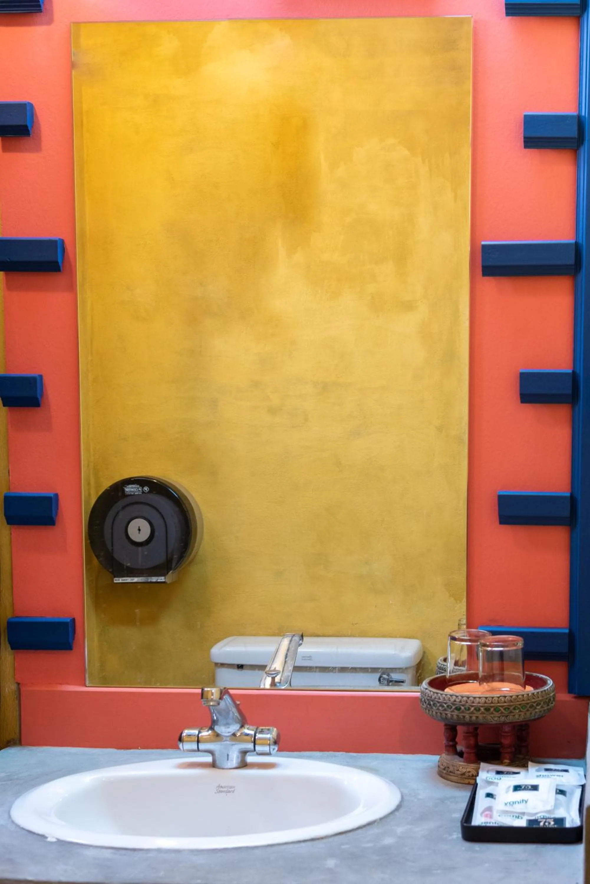 Bathroom in 75 Paradise Lane Managed by Loft Group