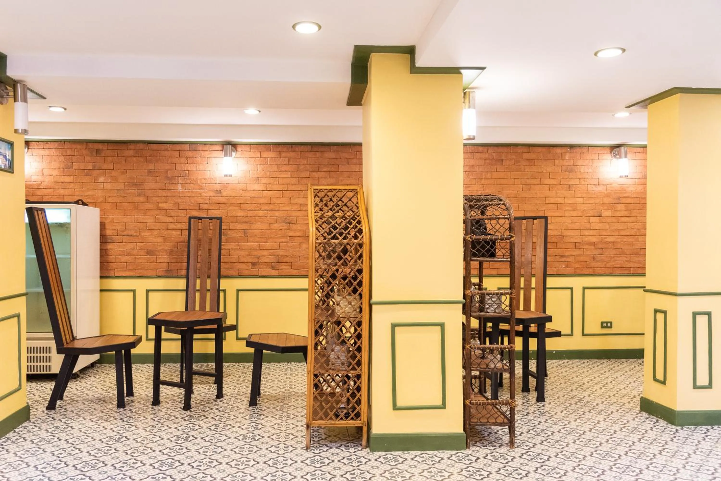 Seating area in 75 Paradise Lane Managed by Loft Group