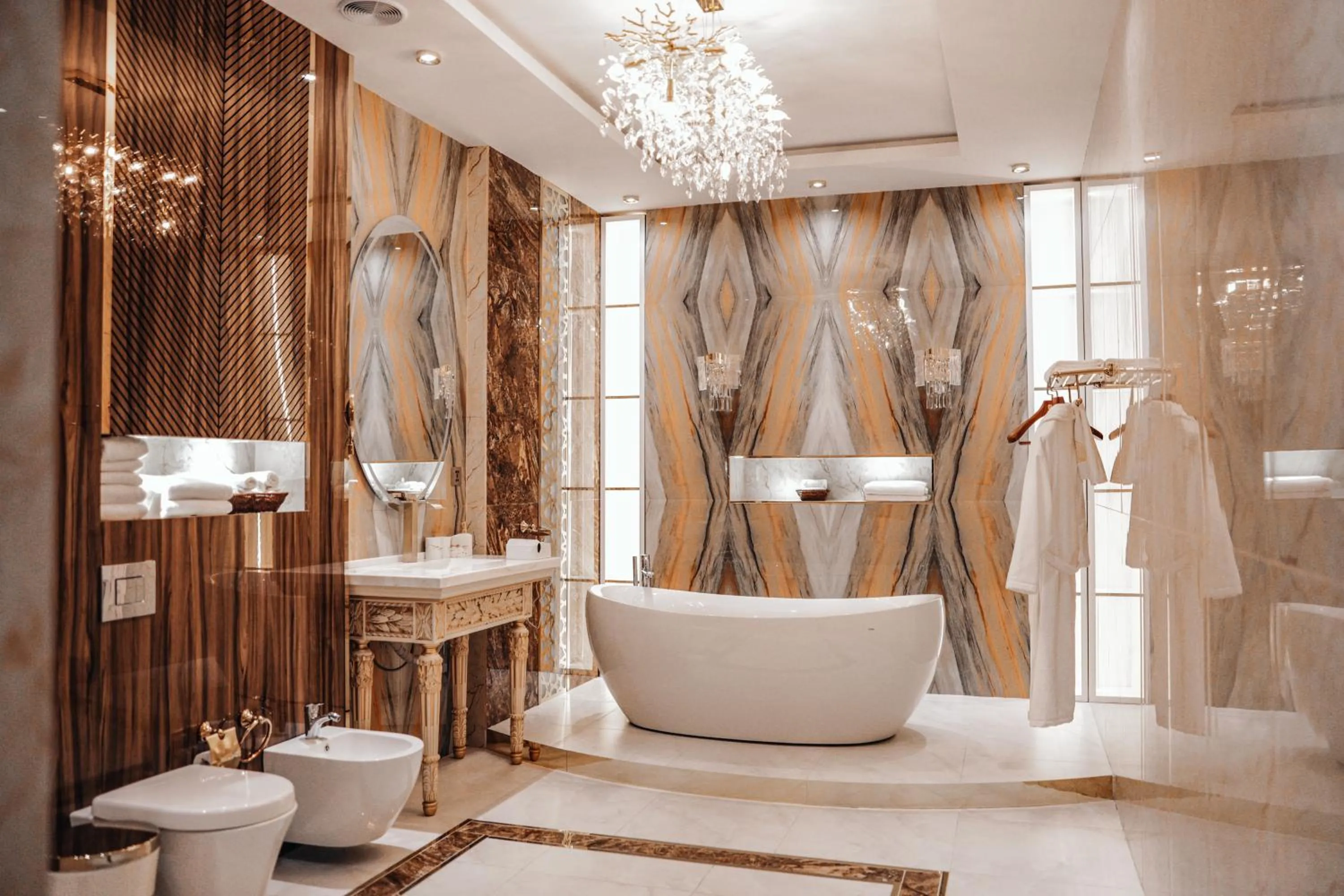 Shower in KANGURT Grand Hotel