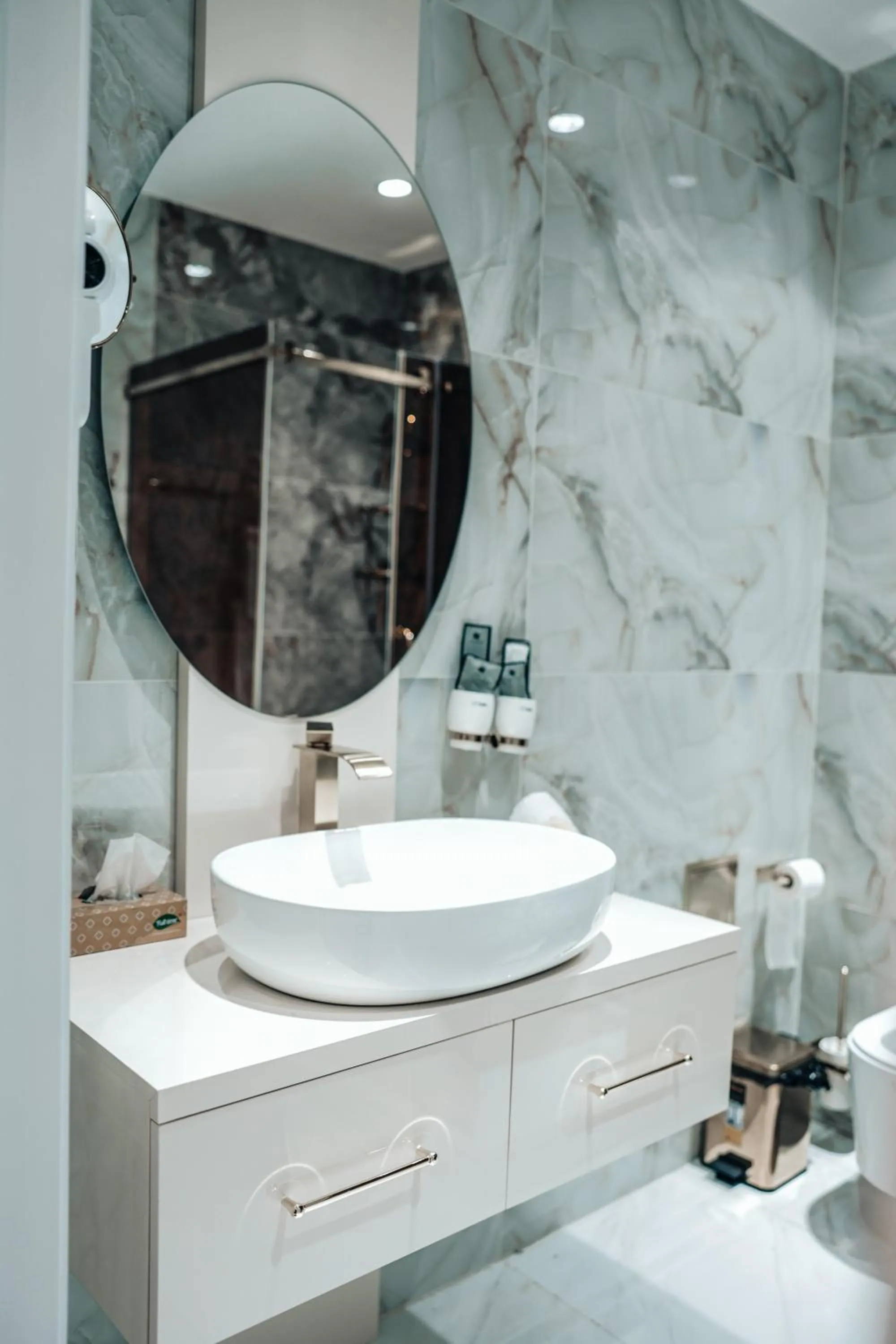 Bathroom in KANGURT Grand Hotel