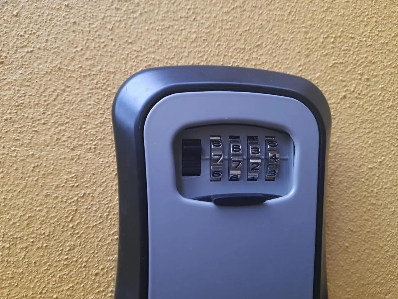 Property building in La Luna