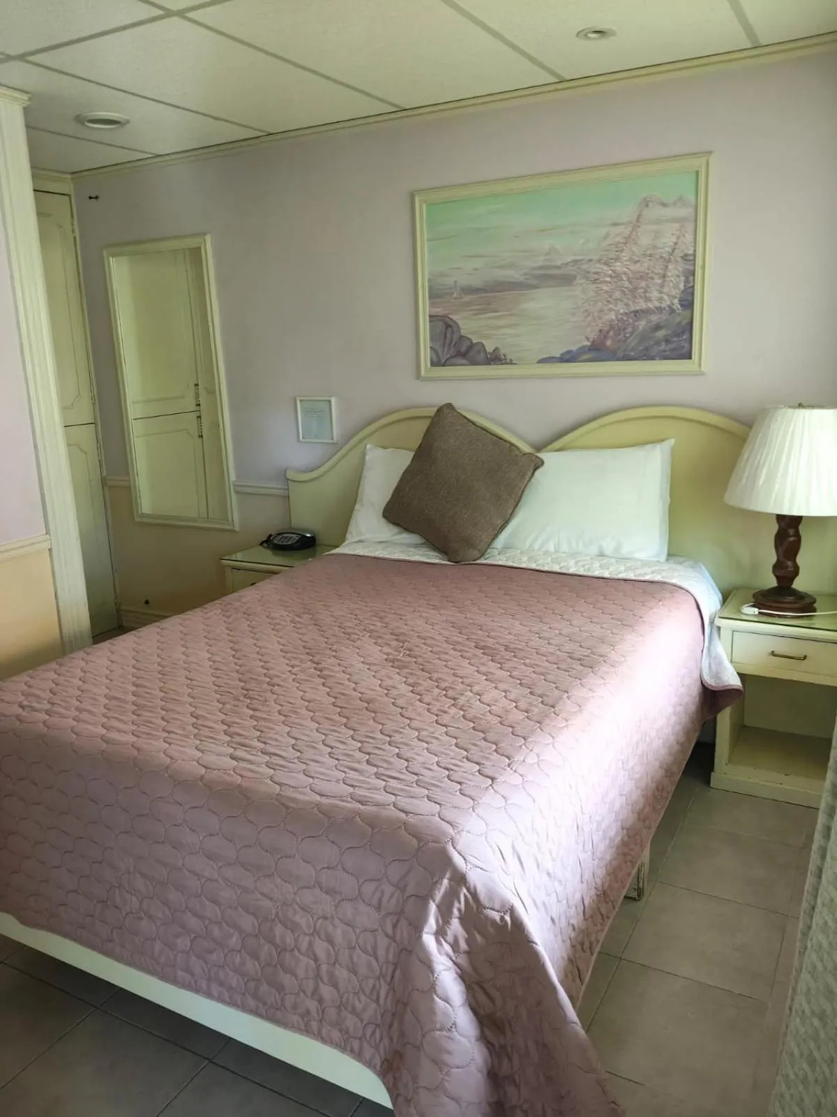 Bed in Hotel Cuellar