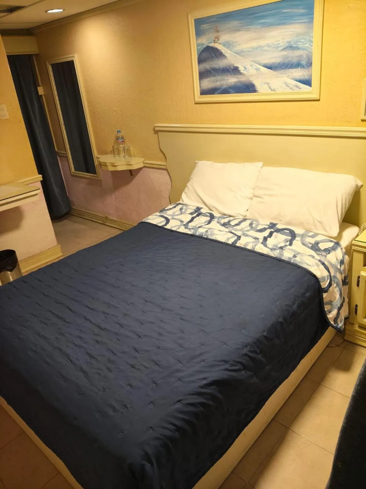 Bed in Hotel Cuellar