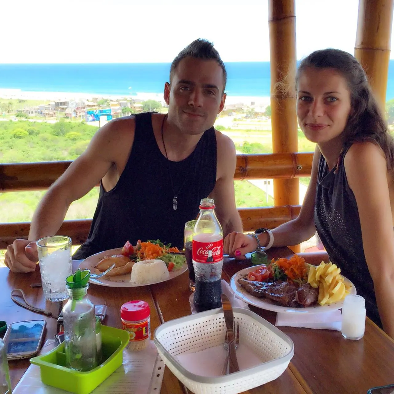 Restaurant/places to eat in Punta Hills Montanita