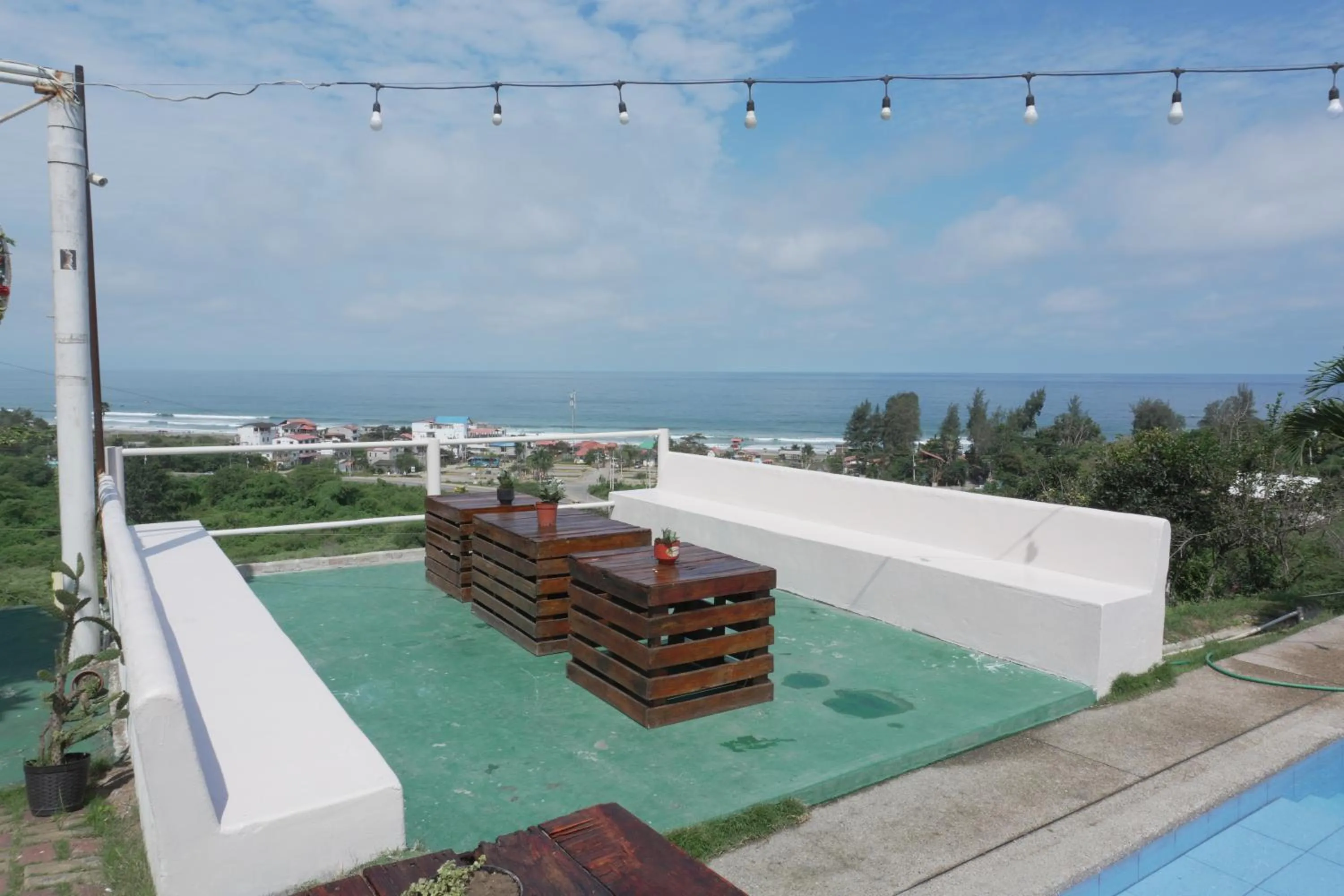 Swimming pool in Punta Hills Montanita